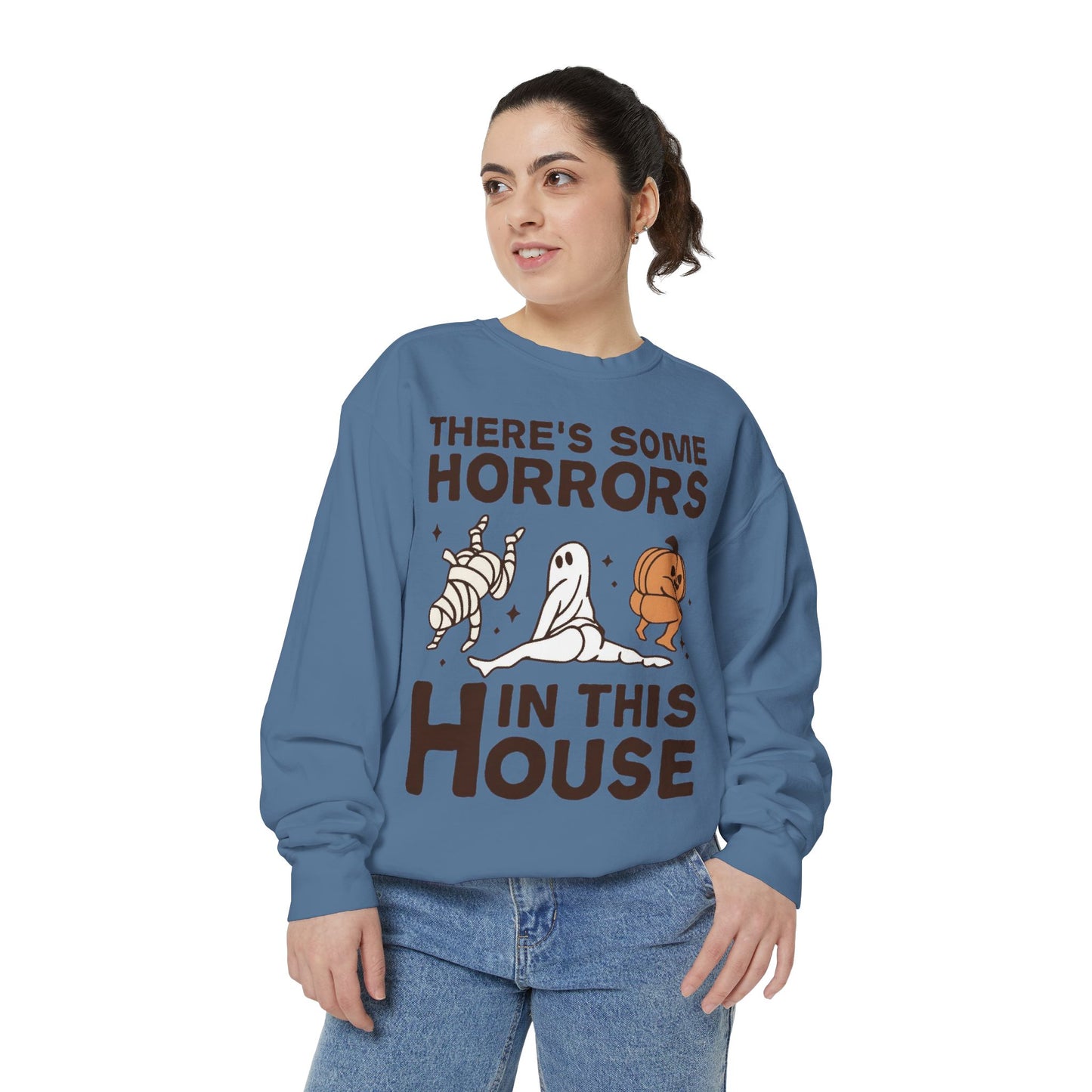 Halloween Themed Unisex Sweatshirt - Fun Ghosts & Mummy Design for Fall, Cozy Casual Wear, Halloween Party, Gift for Friends, Autumn Vibes