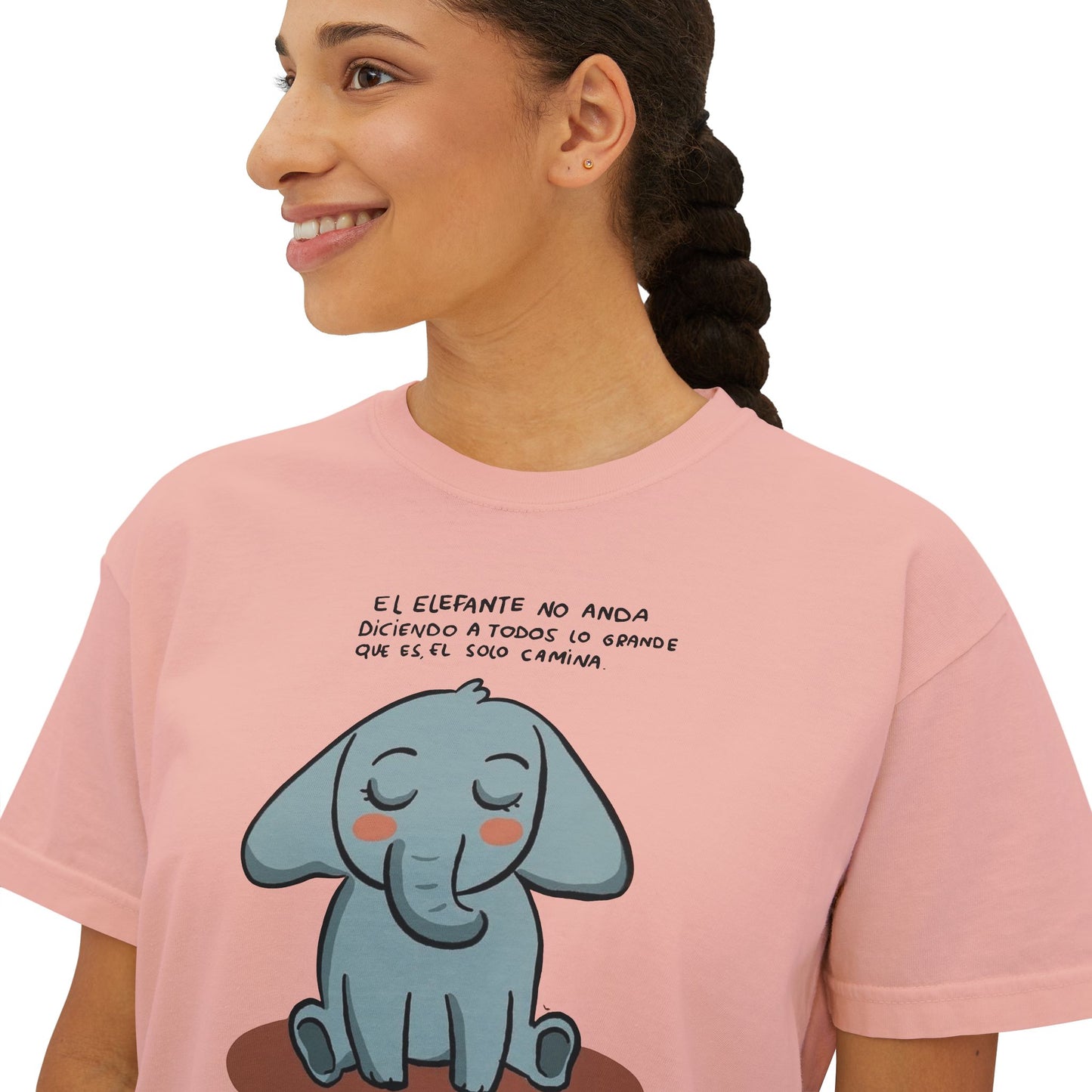 🌸 🧘♀️ Viste tu paz – Que tu energía hable primero Cute Elephant Women's Boxy Tee, Relaxed Fit Shirt, Gift for Animal Lovers, Casual Wear,