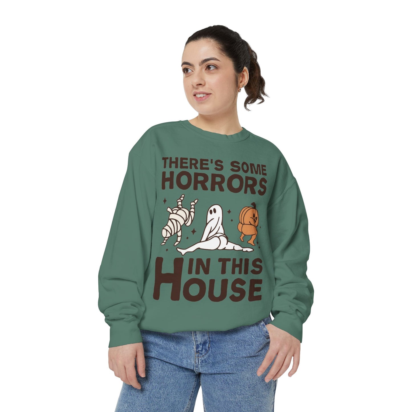 Halloween Themed Unisex Sweatshirt - Fun Ghosts & Mummy Design for Fall, Cozy Casual Wear, Halloween Party, Gift for Friends, Autumn Vibes