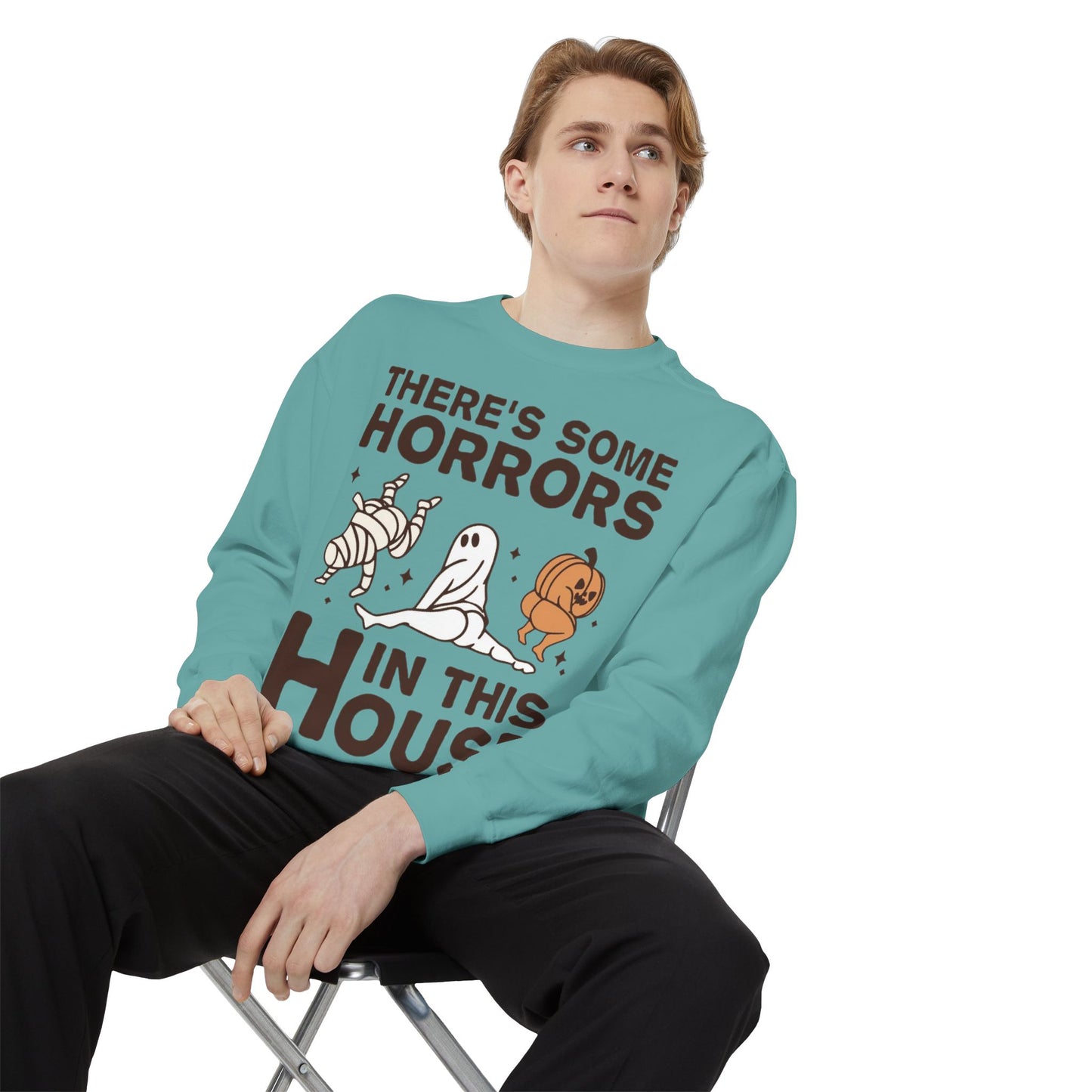 Halloween Themed Unisex Sweatshirt - Fun Ghosts & Mummy Design for Fall, Cozy Casual Wear, Halloween Party, Gift for Friends, Autumn Vibes