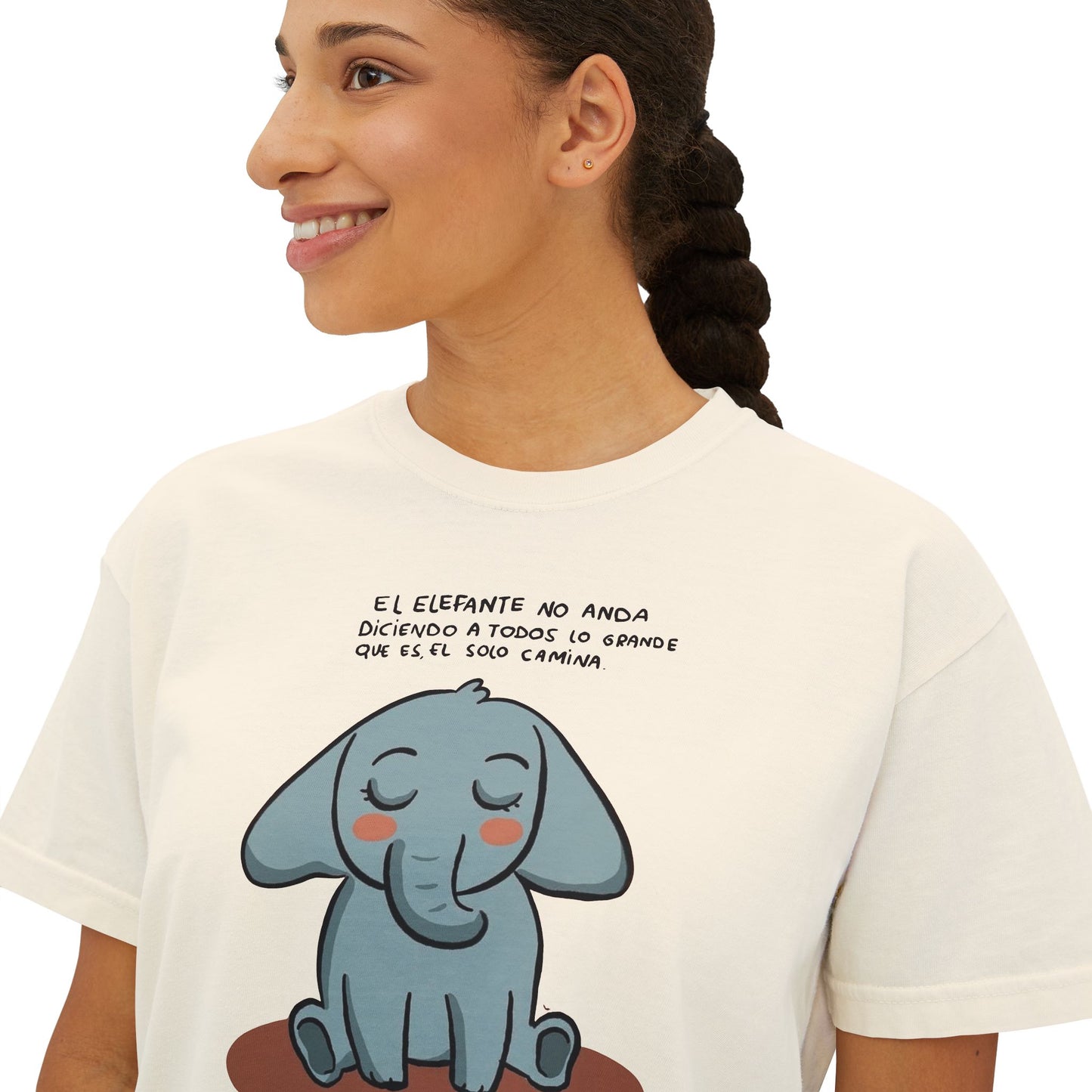 🌸 🧘♀️ Viste tu paz – Que tu energía hable primero Cute Elephant Women's Boxy Tee, Relaxed Fit Shirt, Gift for Animal Lovers, Casual Wear,