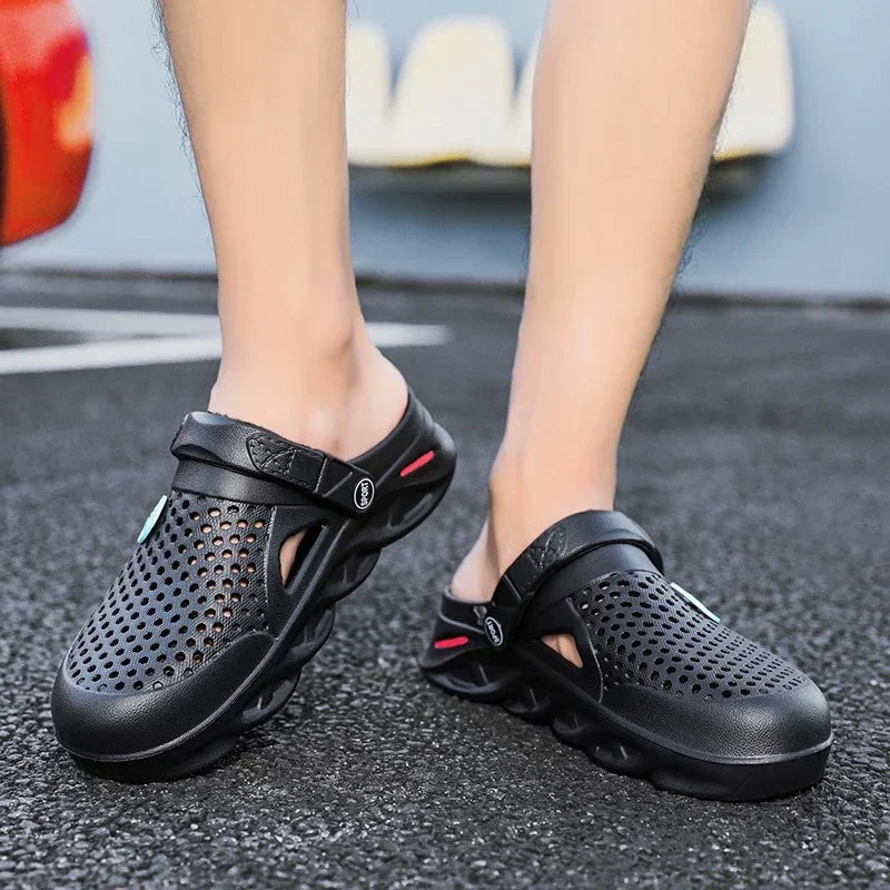 2025 summer waterproof and anti-slip men's and women's slippers, men's casual sandals, outdoor crocs, soft outdoor beach shoes