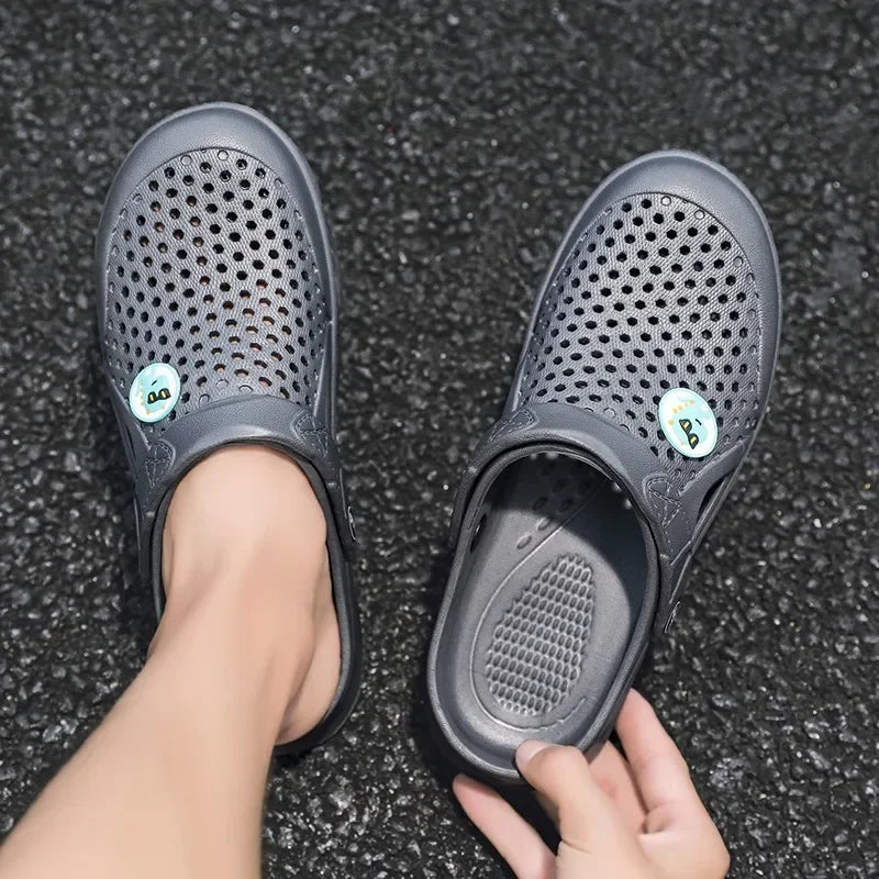 2025 summer waterproof and anti-slip men's and women's slippers, men's casual sandals, outdoor crocs, soft outdoor beach shoes