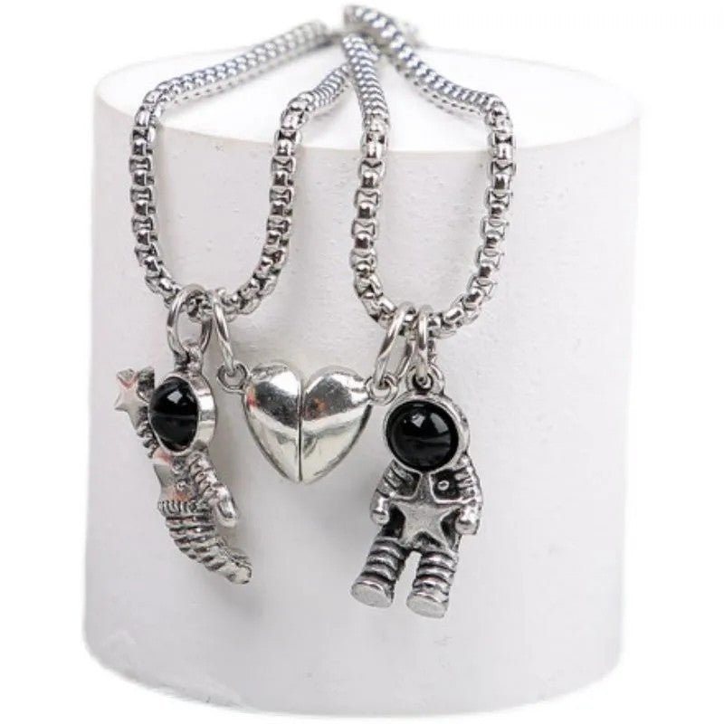Astronaut Couple Necklace Magnet Attracts Each Other - Metamorphosis Creations