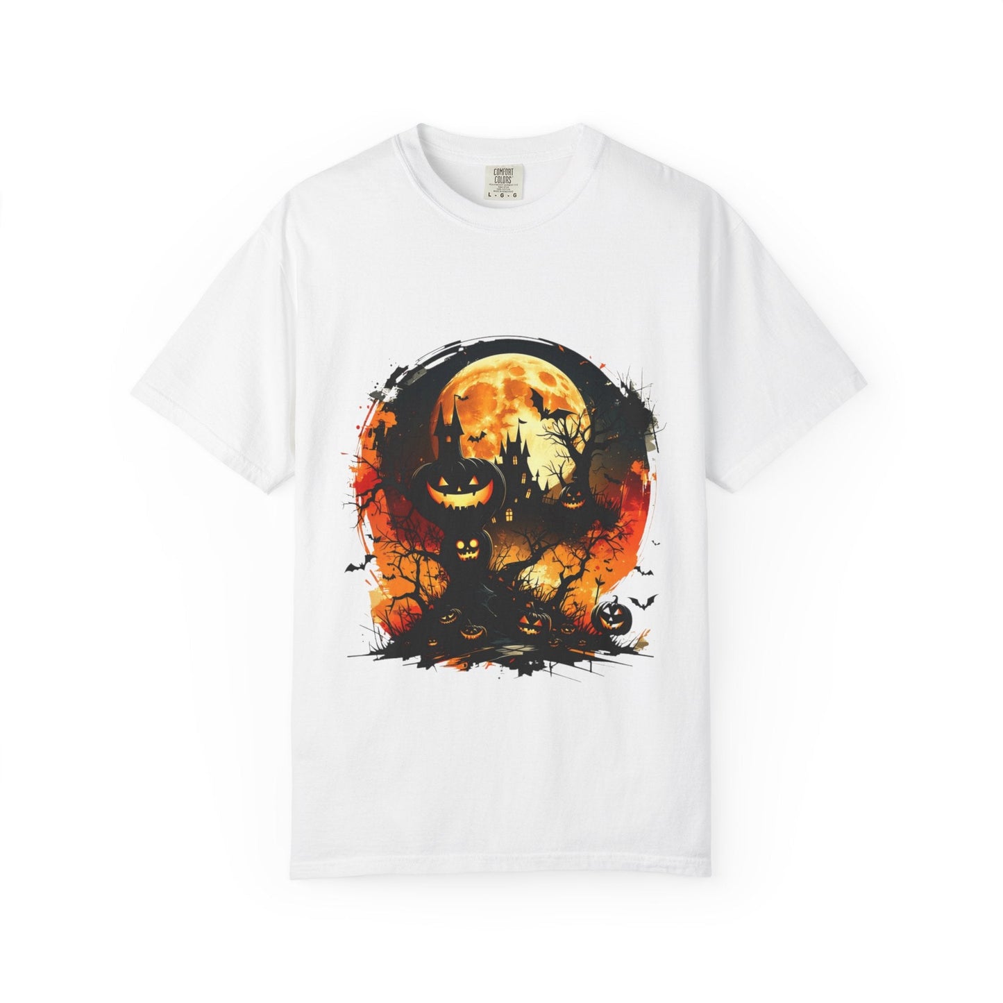 Halloween Moon Graphic T-shirt, Unisex Spooky Shirt, Fall Outfit, October Fest Tee, Halloween Party Wear, Trick or Treat T-shirt - Metamorphosis Creations