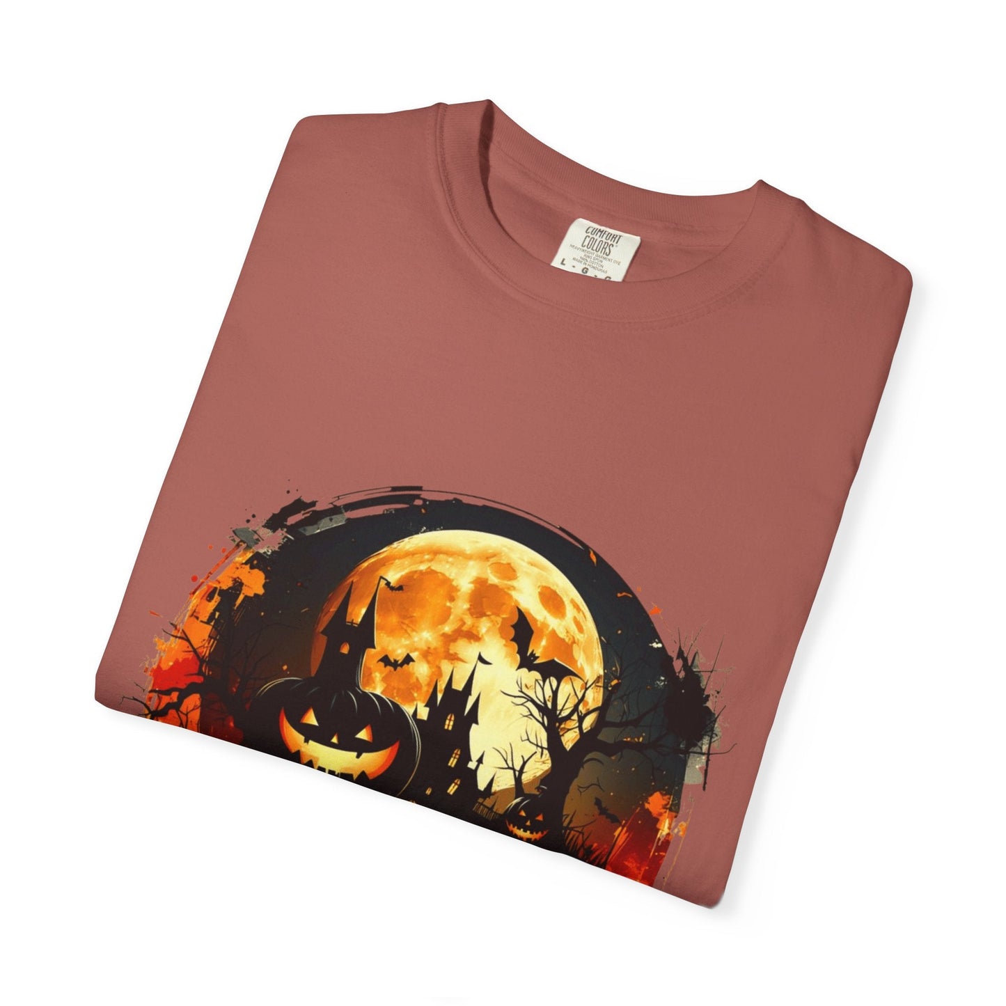 Halloween Moon Graphic T-shirt, Unisex Spooky Shirt, Fall Outfit, October Fest Tee, Halloween Party Wear, Trick or Treat T-shirt - Metamorphosis Creations