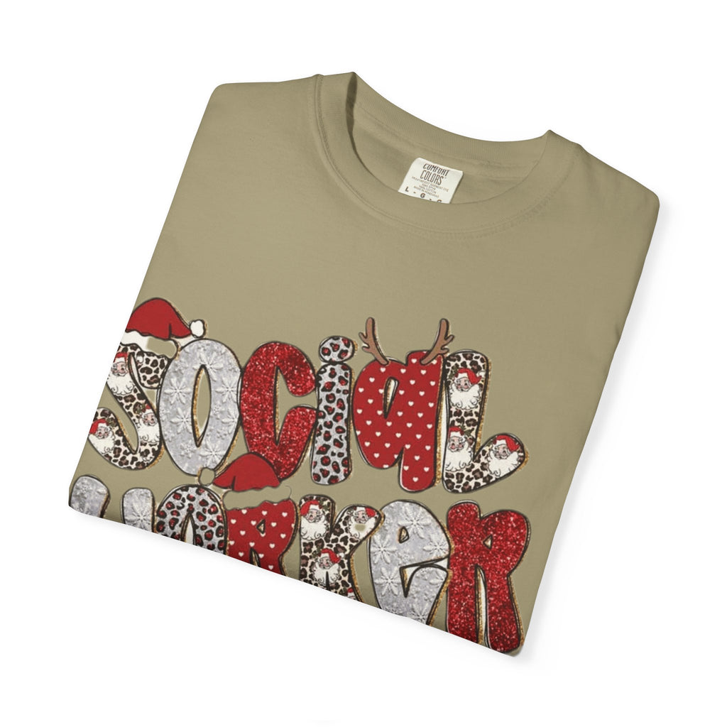Social Worker Christmas T-Shirt  Festive Holiday Graphic Tee