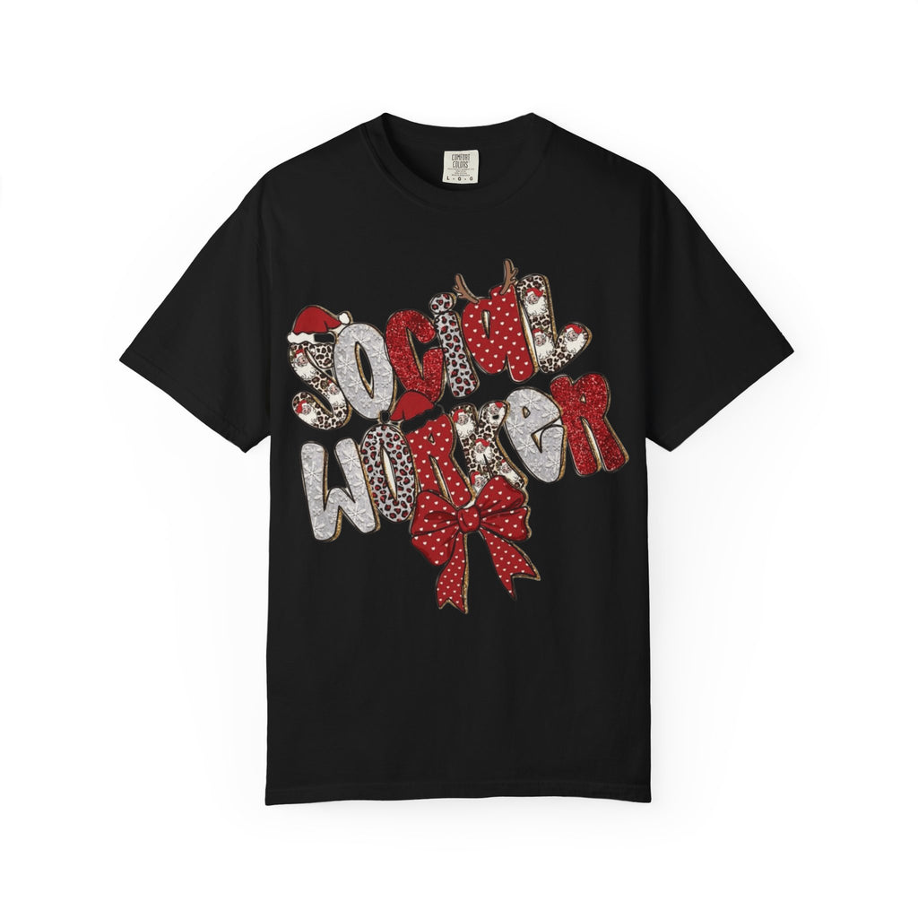 Social Worker Christmas T-Shirt  Festive Holiday Graphic Tee