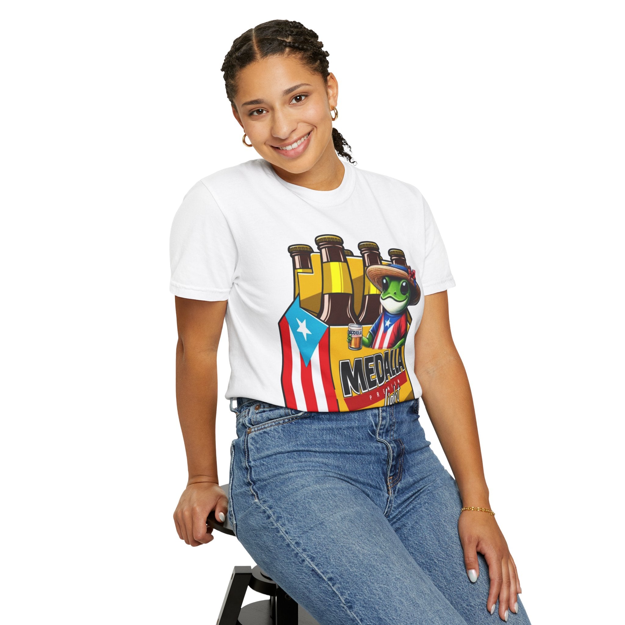 Medalla Light Puerto Rican Beer T-Shirt Coqui Frog Mascot Six-Pack Graphic Tee Puerto Rico’s Navidades