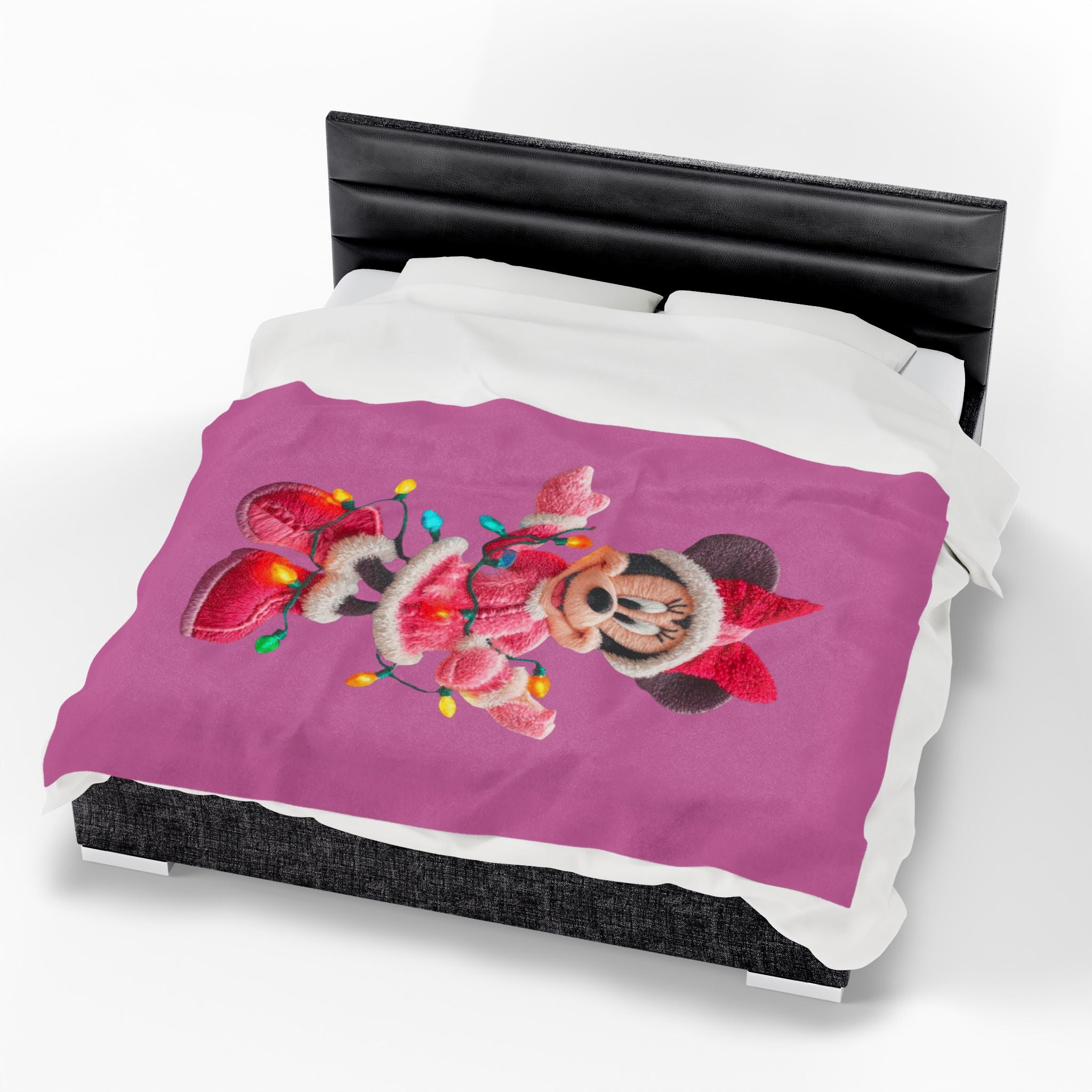 Magical Christmas Cartoon Blanket Plush Holiday Blanket  Festive Minnie Mouse with Christmas Lights