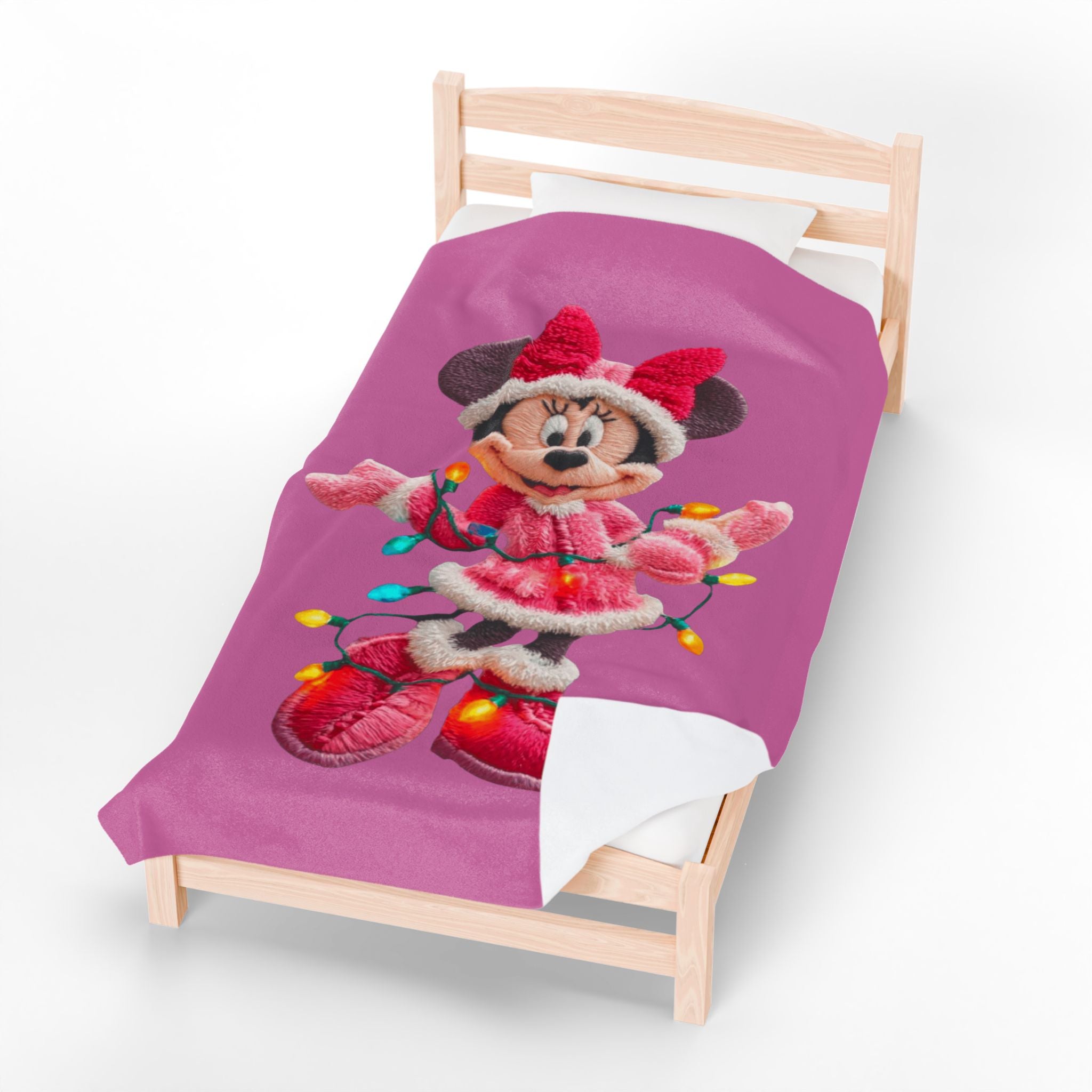 Magical Christmas Cartoon Blanket Plush Holiday Blanket  Festive Minnie Mouse with Christmas Lights