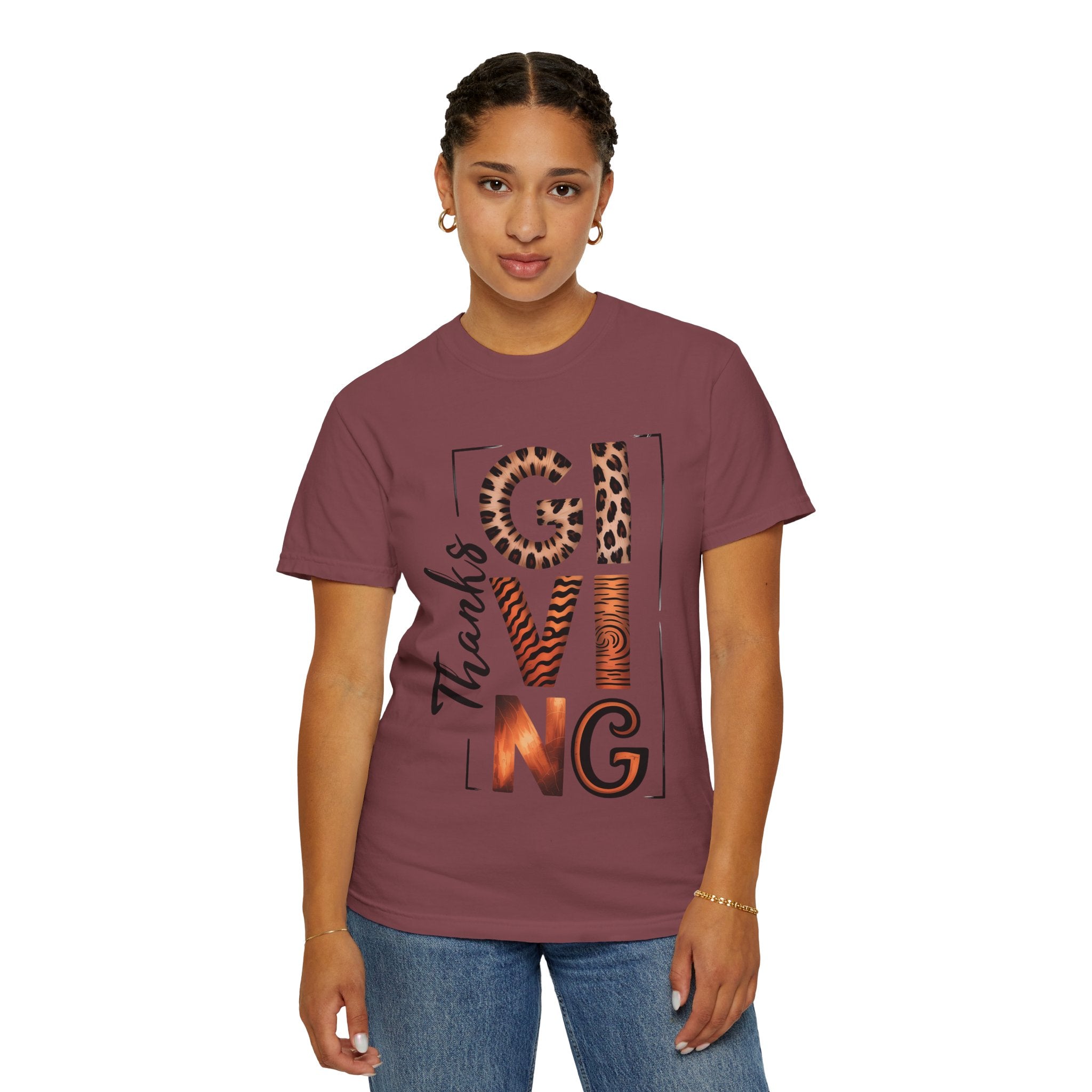Fall T-Shirts and Sweatshirts Collection Giving Thanks T-Shirt Thanksgiving Graphic Tee with Leopard & Wood Pattern Letters