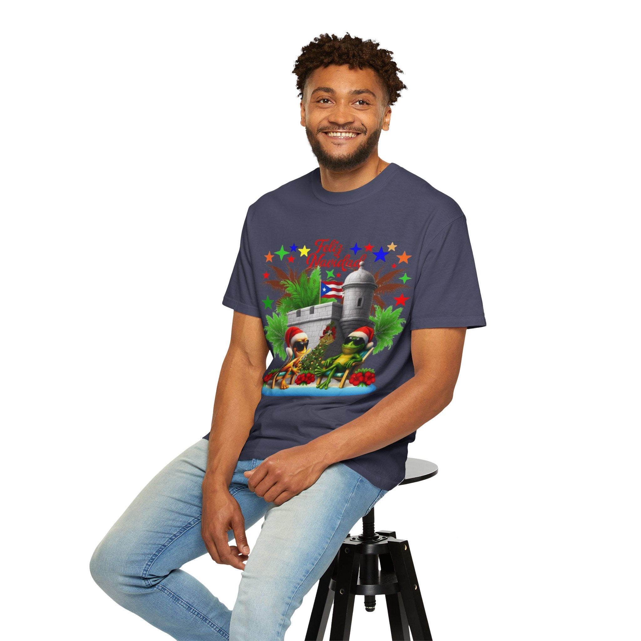 Feliz Navidad Puerto Rico T-Shirt  Castillo & Coquí Holiday Tee Puerto Rico Navidades