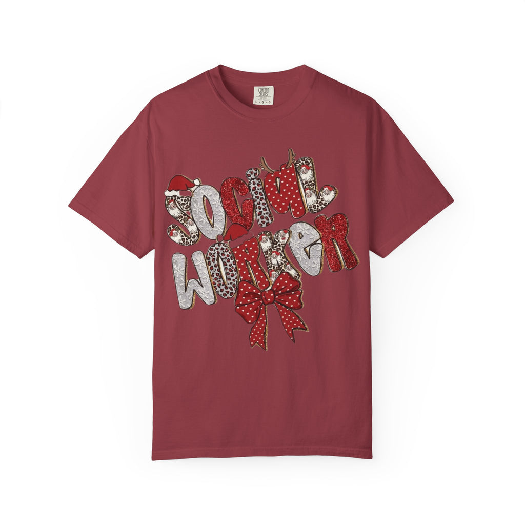 Social Worker Christmas T-Shirt  Festive Holiday Graphic Tee