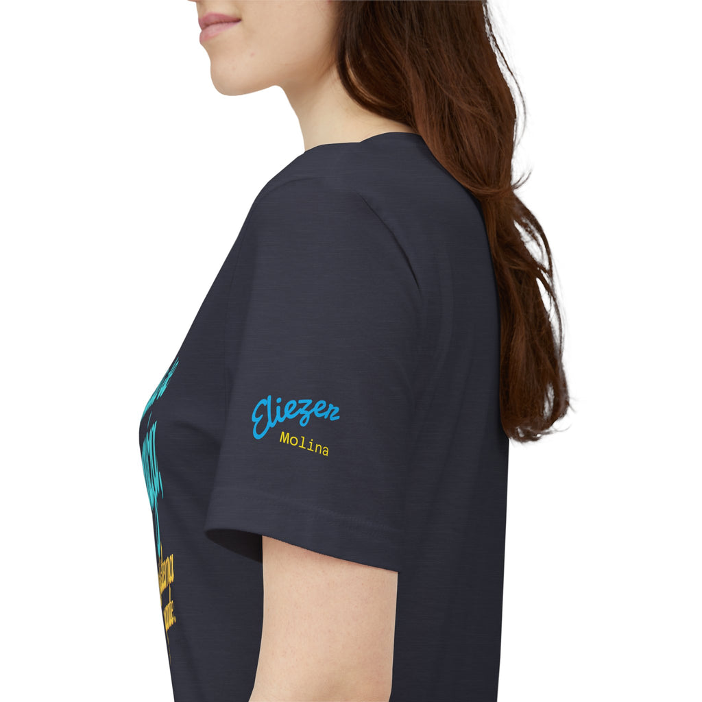 Spanish Script Tee  “Si el pueblo se organiza” Graphic T-Shirt