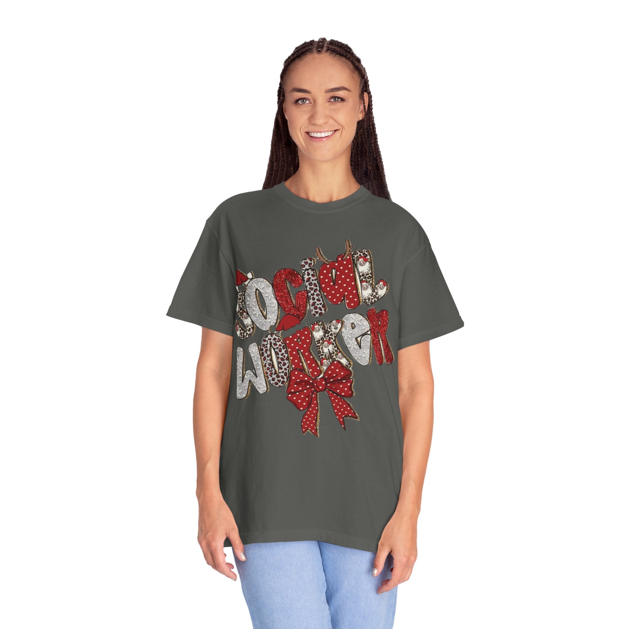 Social Worker Christmas T-Shirt  Festive Holiday Graphic Tee
