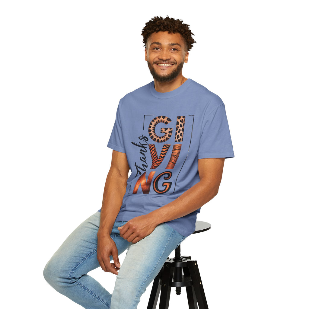Fall T-Shirts and Sweatshirts Collection Giving Thanks T-Shirt Thanksgiving Graphic Tee with Leopard & Wood Pattern Letters