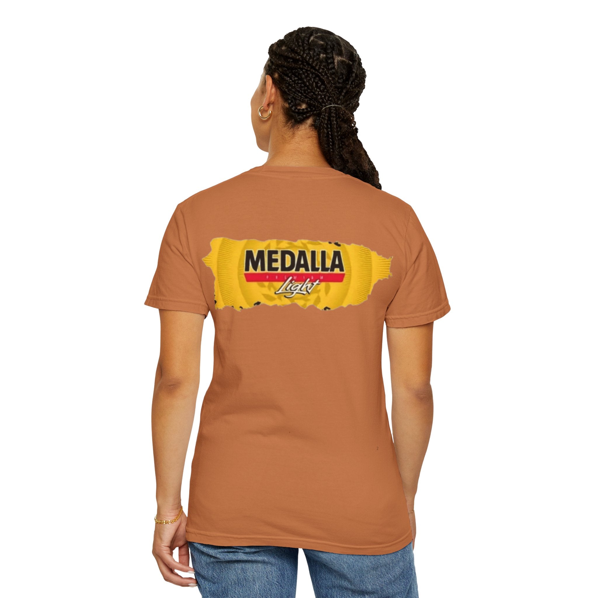 Medalla Light Puerto Rican Beer T-Shirt Coqui Frog Mascot Six-Pack Graphic Tee Puerto Rico’s Navidades