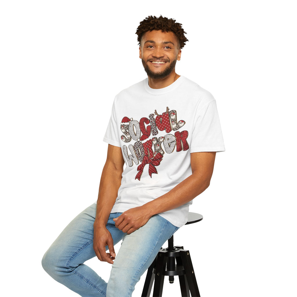 Social Worker Christmas T-Shirt  Festive Holiday Graphic Tee