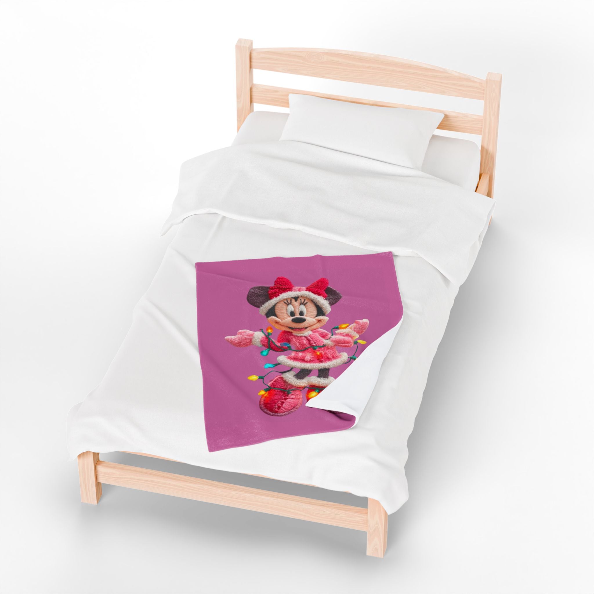 Magical Christmas Cartoon Blanket Plush Holiday Blanket  Festive Minnie Mouse with Christmas Lights