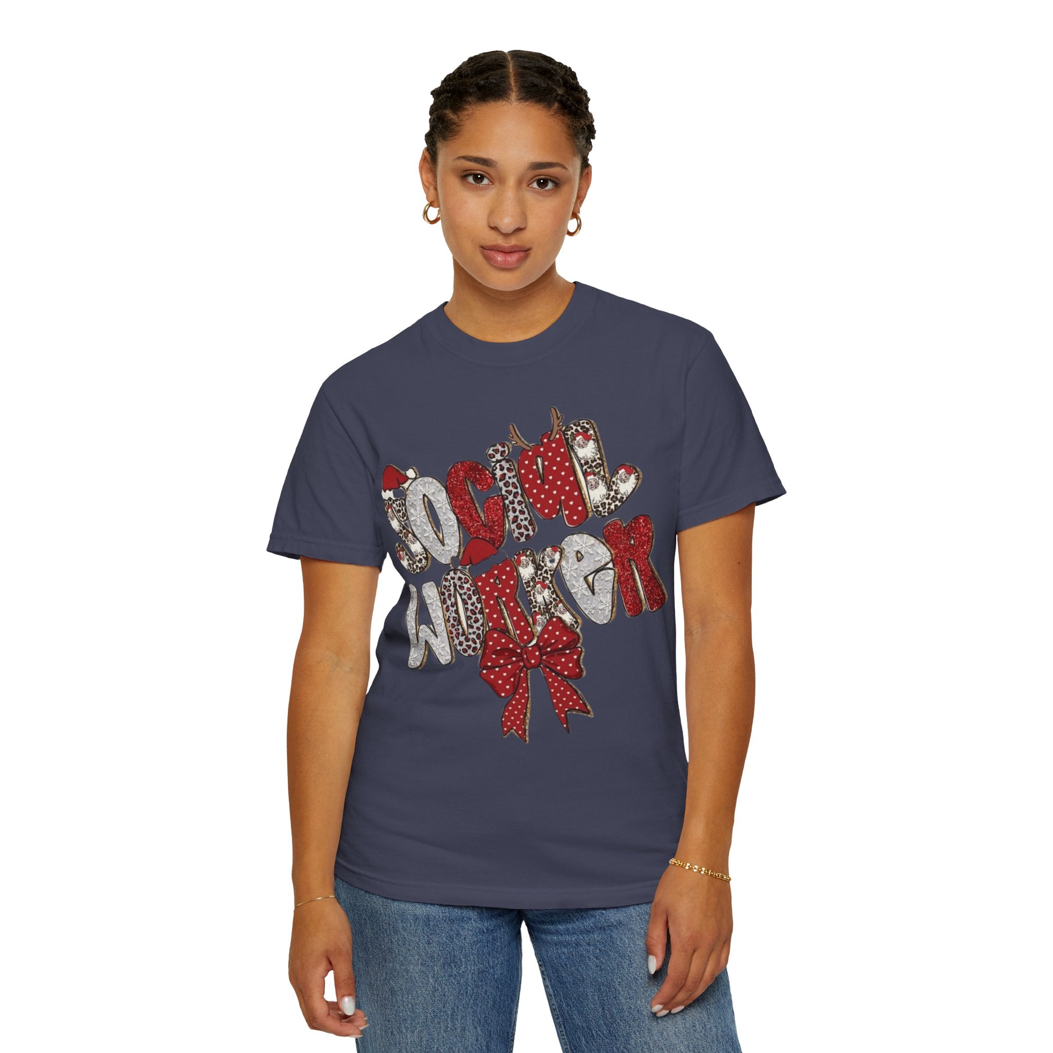 Social Worker Christmas T-Shirt  Festive Holiday Graphic Tee