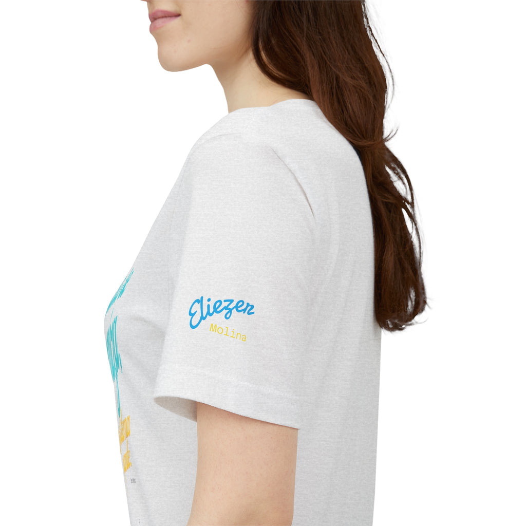 Spanish Script Tee  “Si el pueblo se organiza” Graphic T-Shirt
