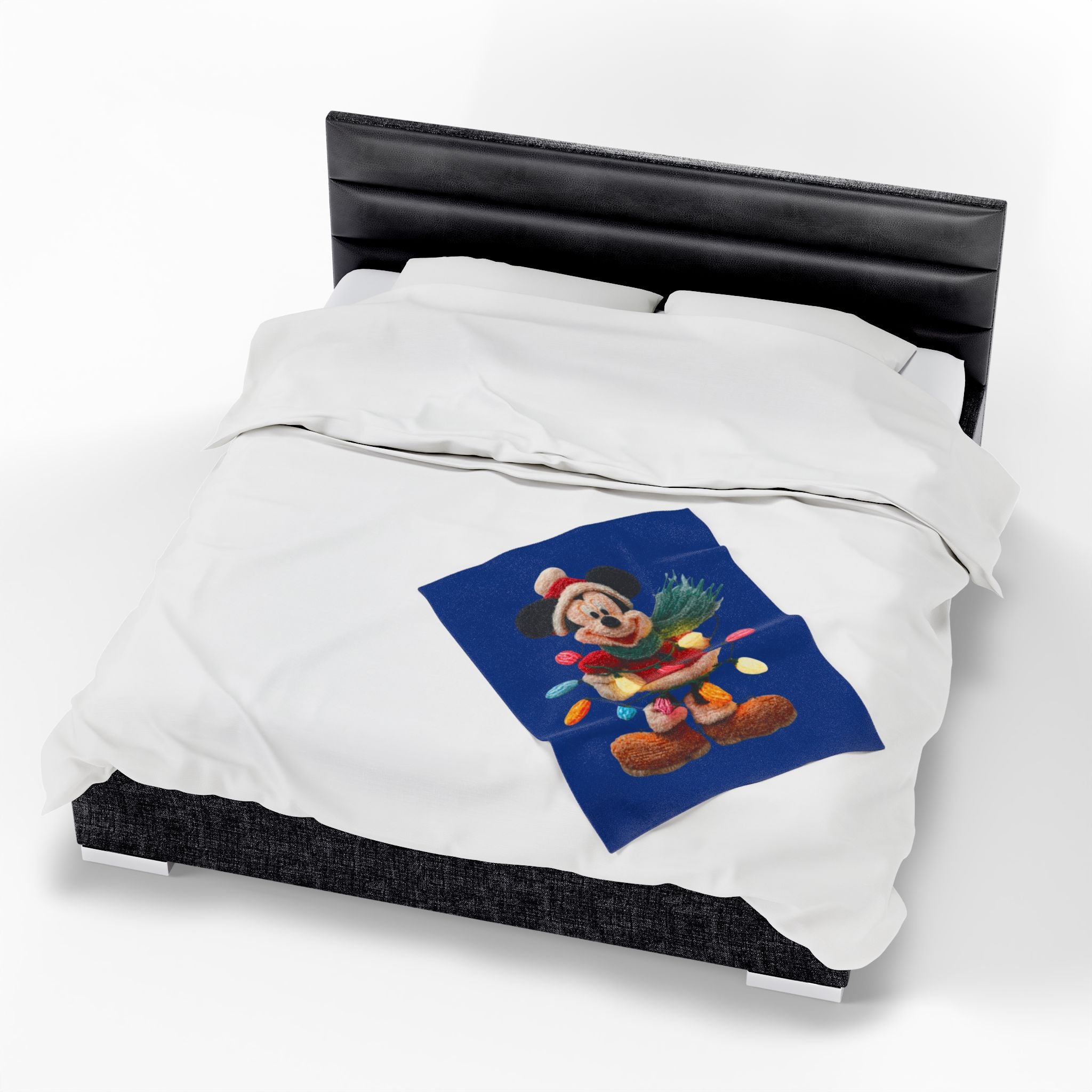 Mickey Mouse Holiday Velveteen Plush Blanket — Festive Lights & Scarf Cozy Throw