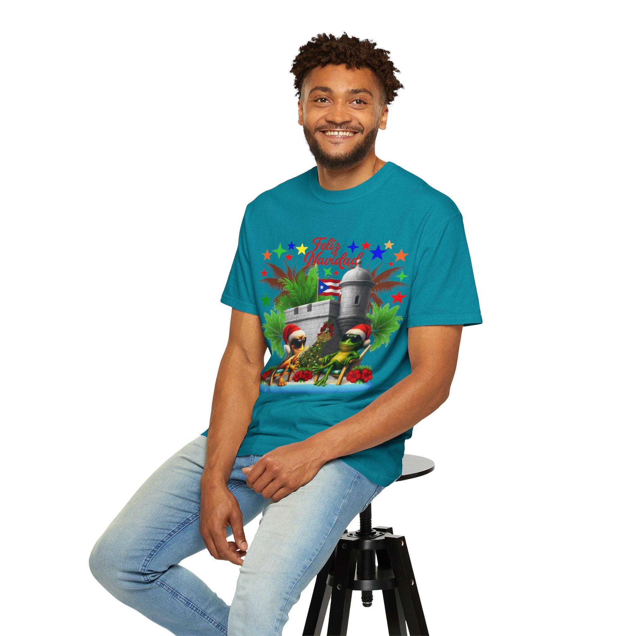 Feliz Navidad Puerto Rico T-Shirt  Castillo & Coquí Holiday Tee Puerto Rico Navidades