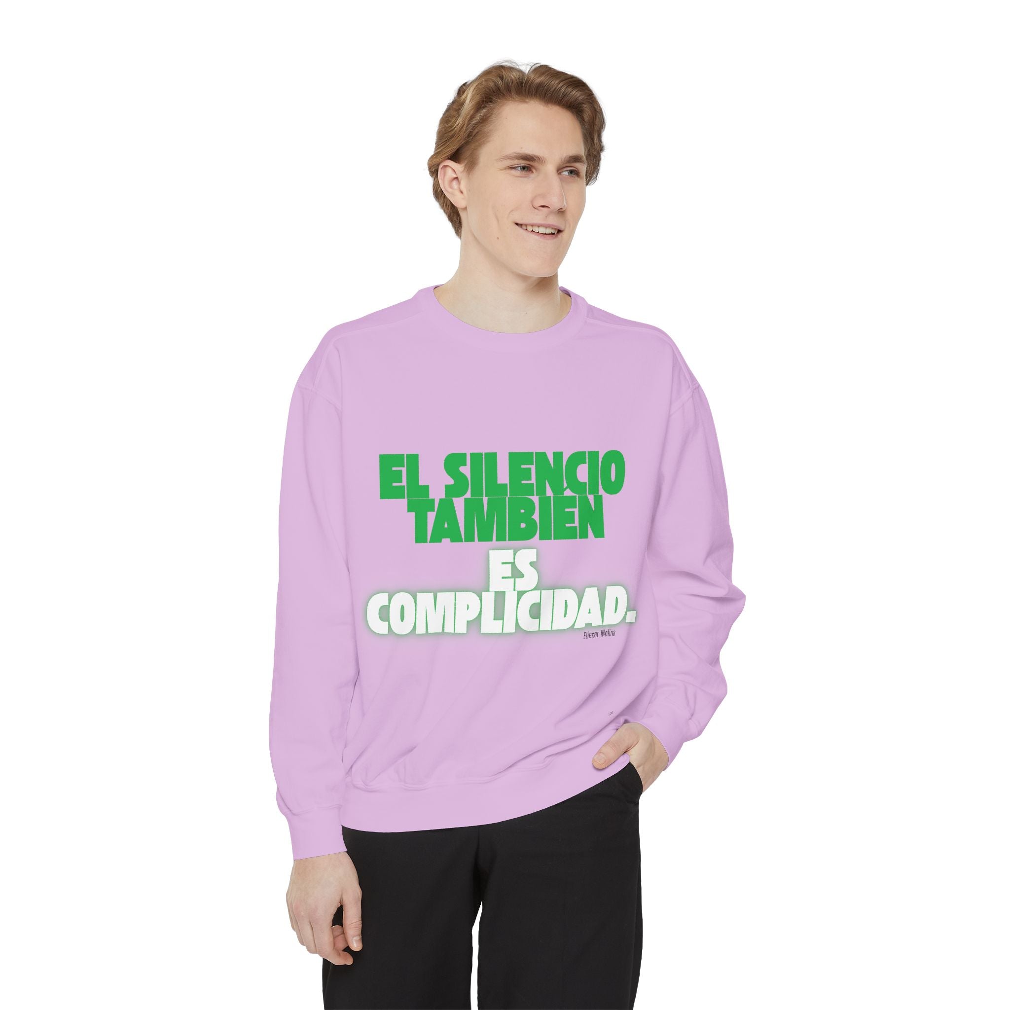 Sweatshirt  "El silencio también es complicidad" Spanish Protest Crewneck