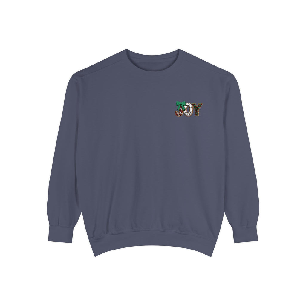 JOY Floral Crewneck Sweatshirt — Holiday Botanical Graphic Christmas T-Shirt & Sweater