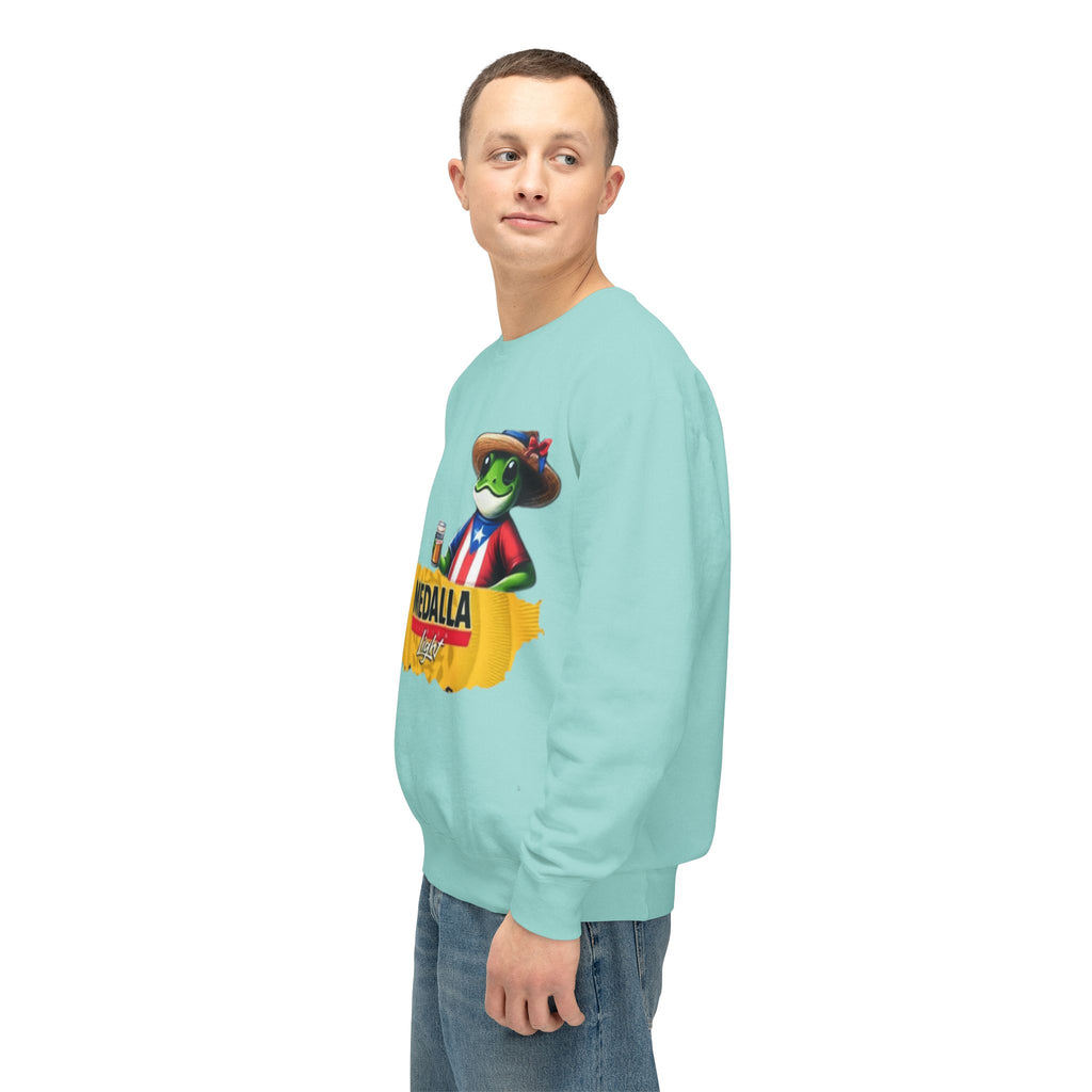Medalla Light Puerto Rico Sweatshirt Coqui Boricua flag  Beer Pack Graphic Puerto Rico Navidades
