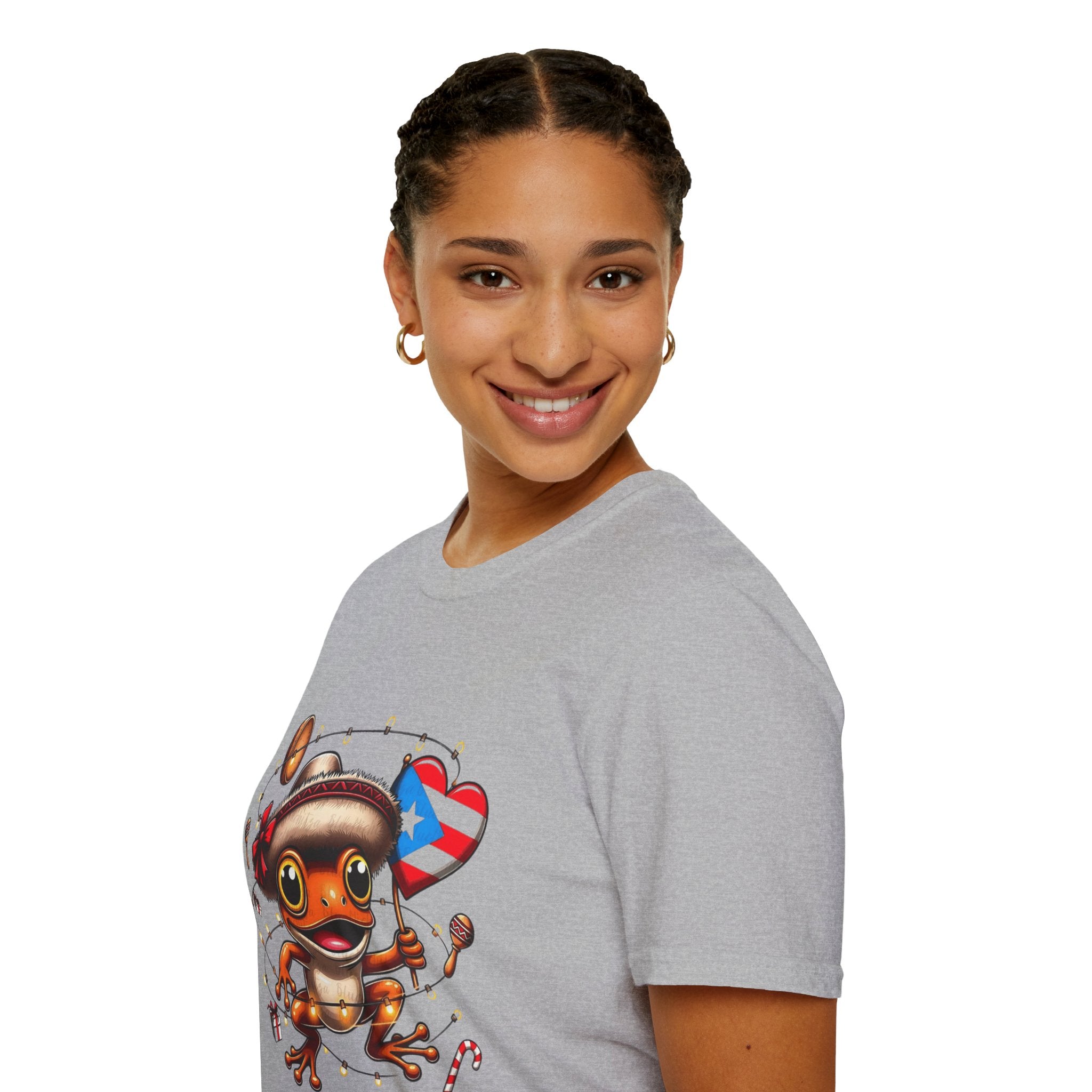 Puerto Rico Frog Holiday T-Shirt  Cute Coquí with Flag Heart (Christmas) Puerto Rico Navidades