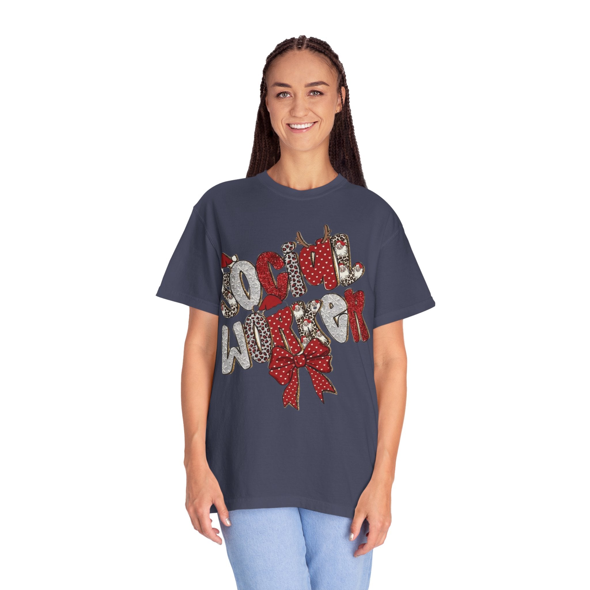 Social Worker Christmas T-Shirt  Festive Holiday Graphic Tee