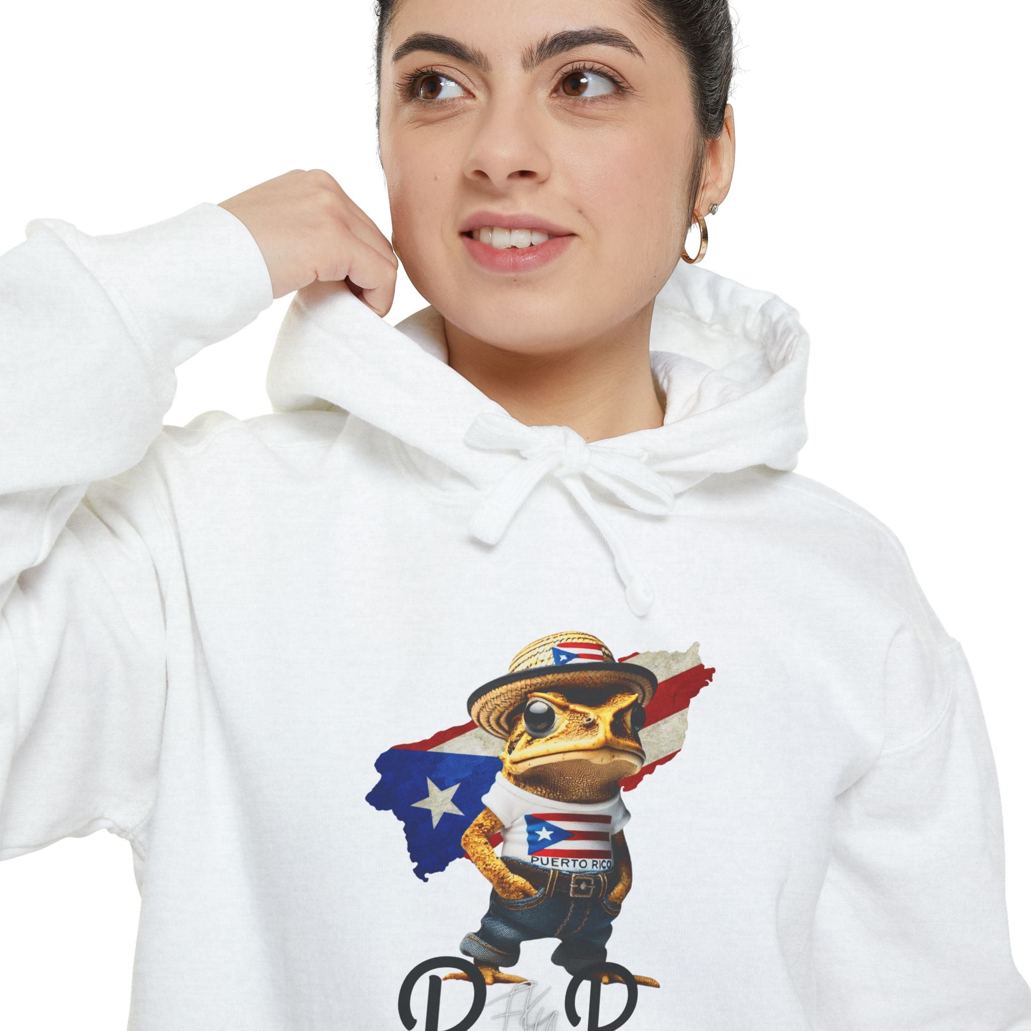 Camiseta y Sudadera Unisex con Bordado – Diseño de Puerto Rico Puerto Rico Embroidered T-Shirt & Unisex Crewneck Sweatshirt