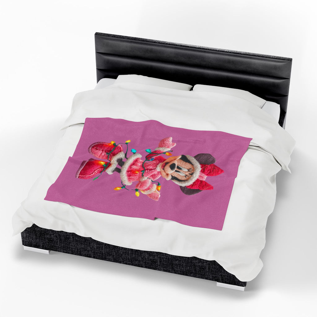 Magical Christmas Cartoon Blanket Plush Holiday Blanket  Festive Minnie Mouse with Christmas Lights
