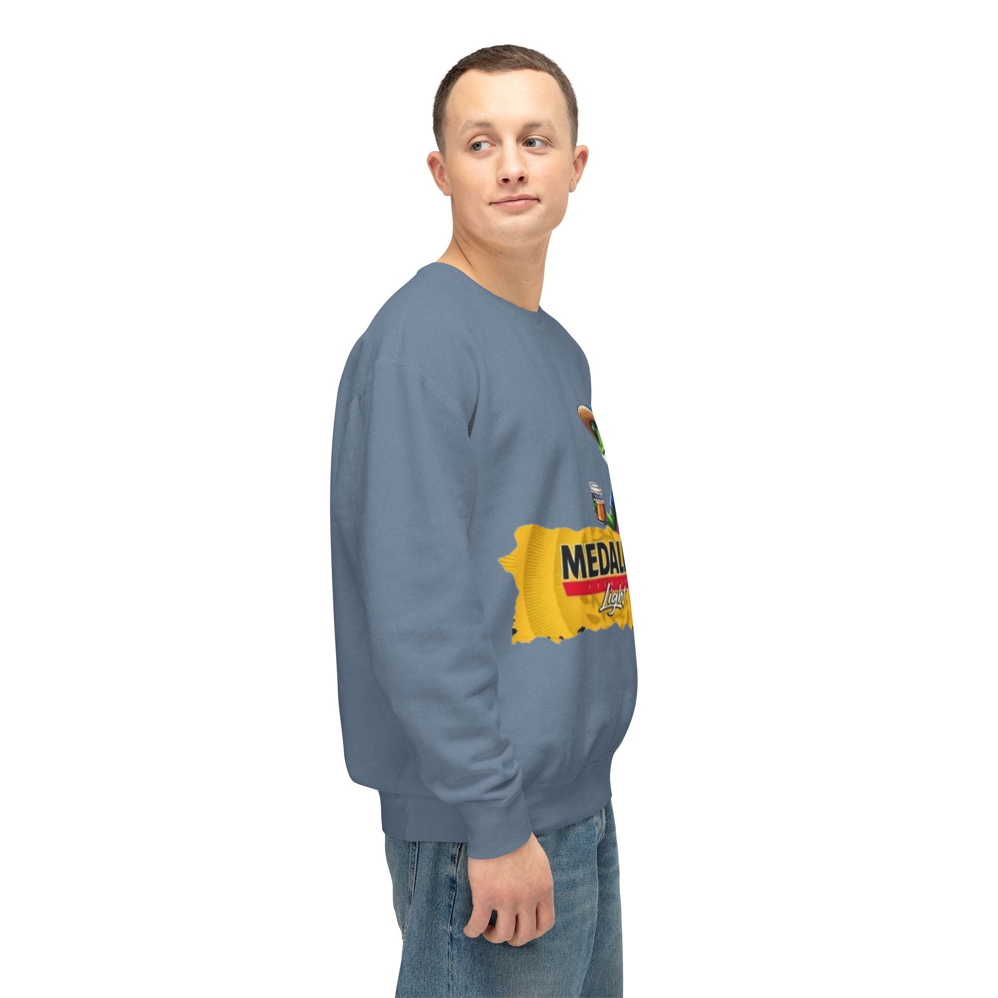 Medalla Light Puerto Rico Sweatshirt Coqui Boricua flag  Beer Pack Graphic Puerto Rico Navidades