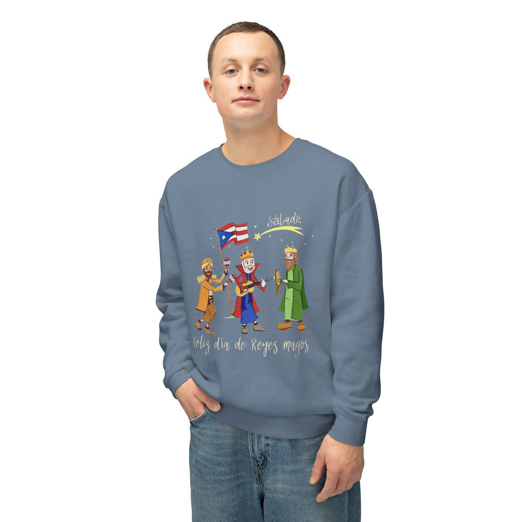 Three Kings Sweatshirt  'Feliz Día De Los Reyes Magos' Holiday Crewneck Christmas T-shirts and sweaters