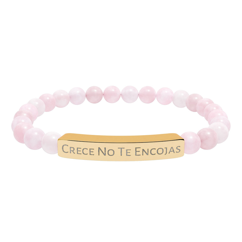 Engraved Natural Stone Stretch Bracelet — "Crece No Te Rindas" Affirmation Bar
