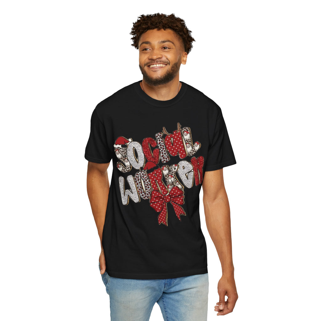 Social Worker Christmas T-Shirt  Festive Holiday Graphic Tee