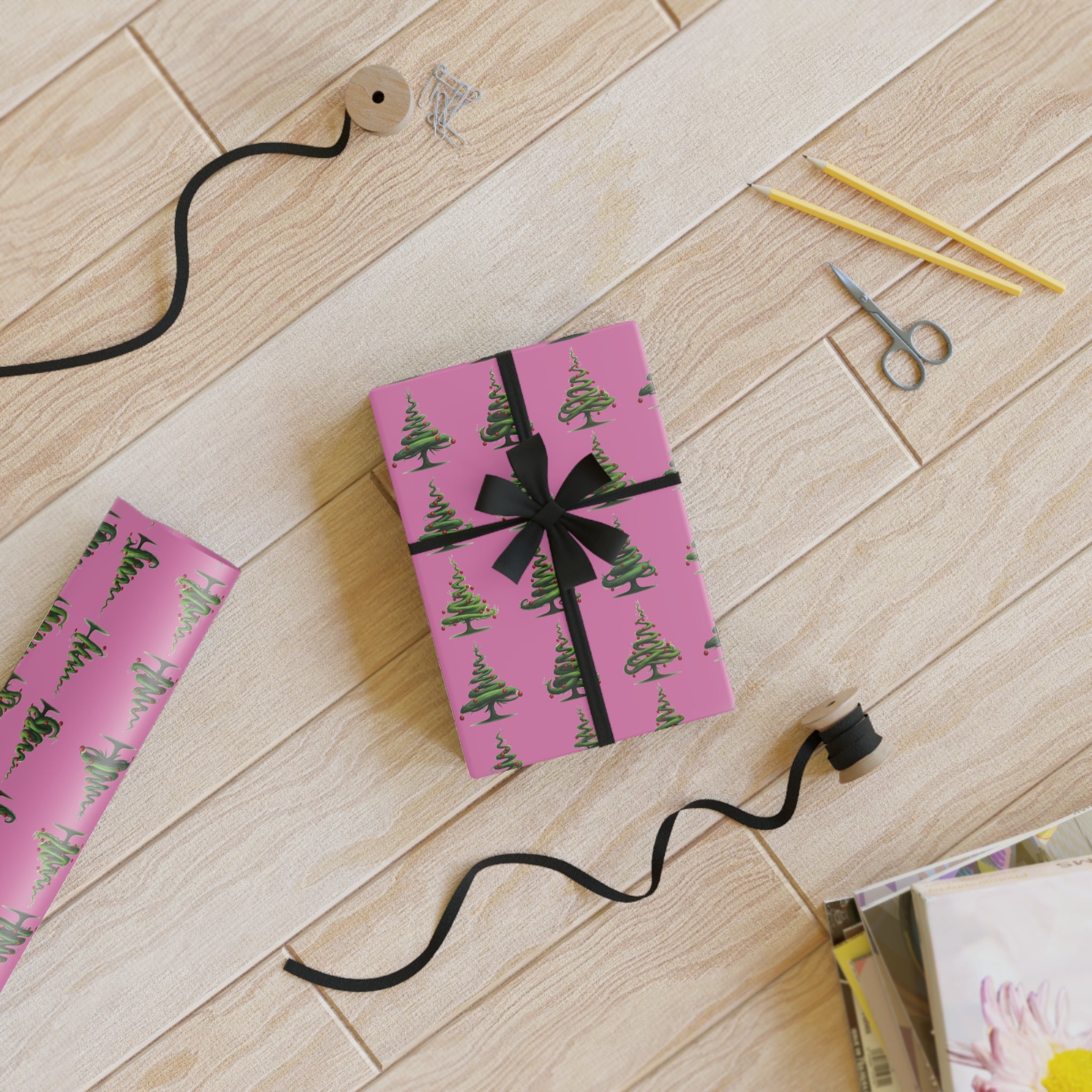 Christmas Tree Gift Wrapping Paper Roll - Festive, Colorful Design for Holiday Gift Wrapping