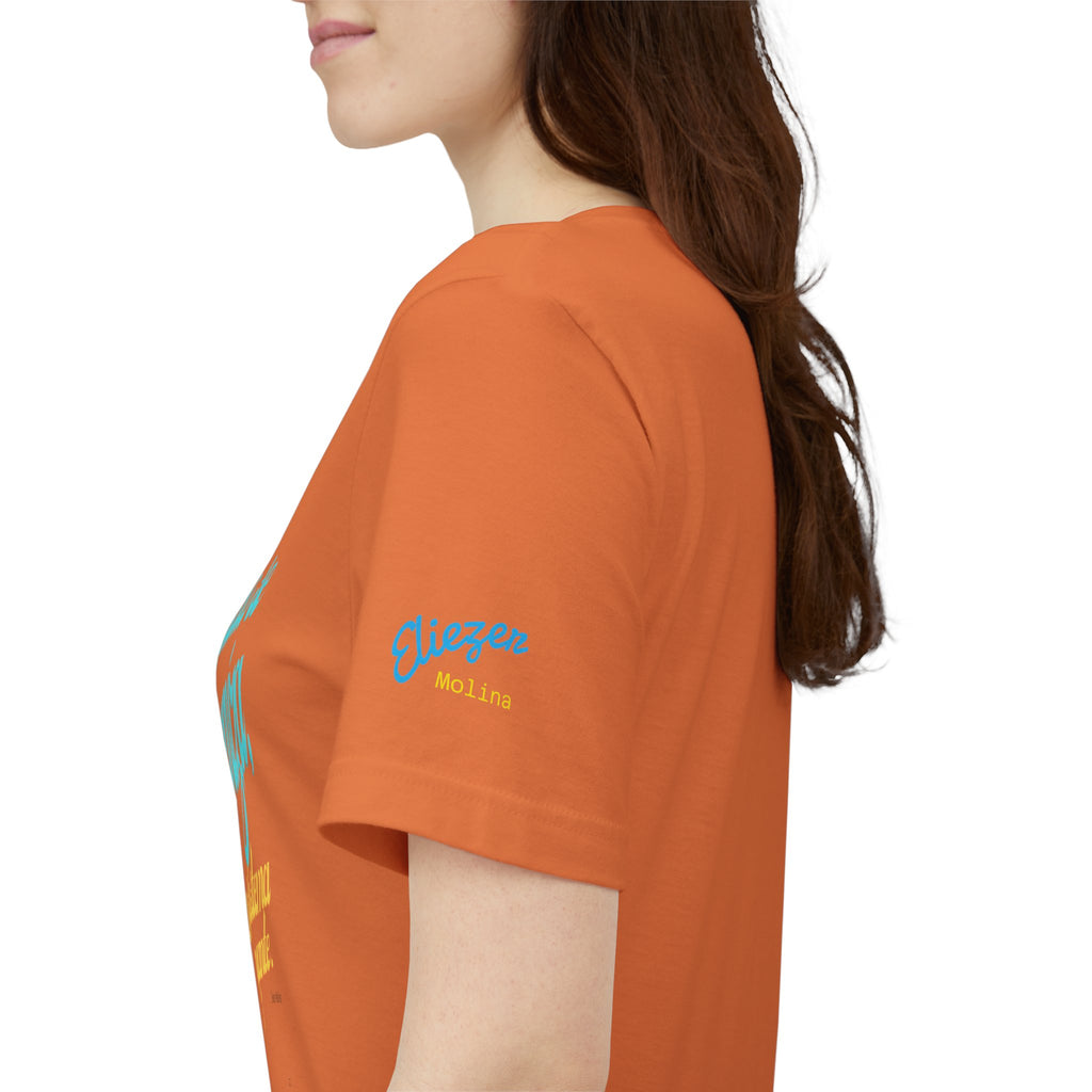 Spanish Script Tee  “Si el pueblo se organiza” Graphic T-Shirt