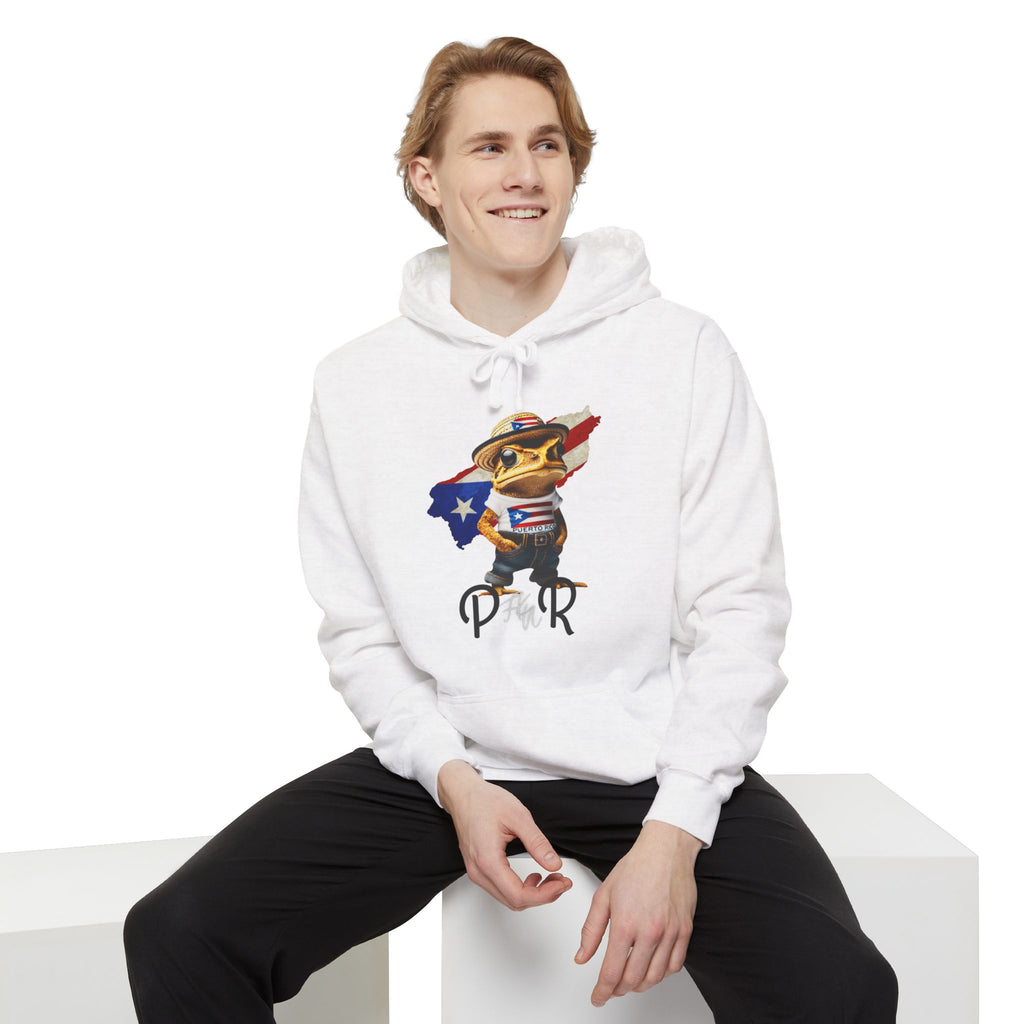 Camiseta y Sudadera Unisex con Bordado – Diseño de Puerto Rico Puerto Rico Embroidered T-Shirt & Unisex Crewneck Sweatshirt