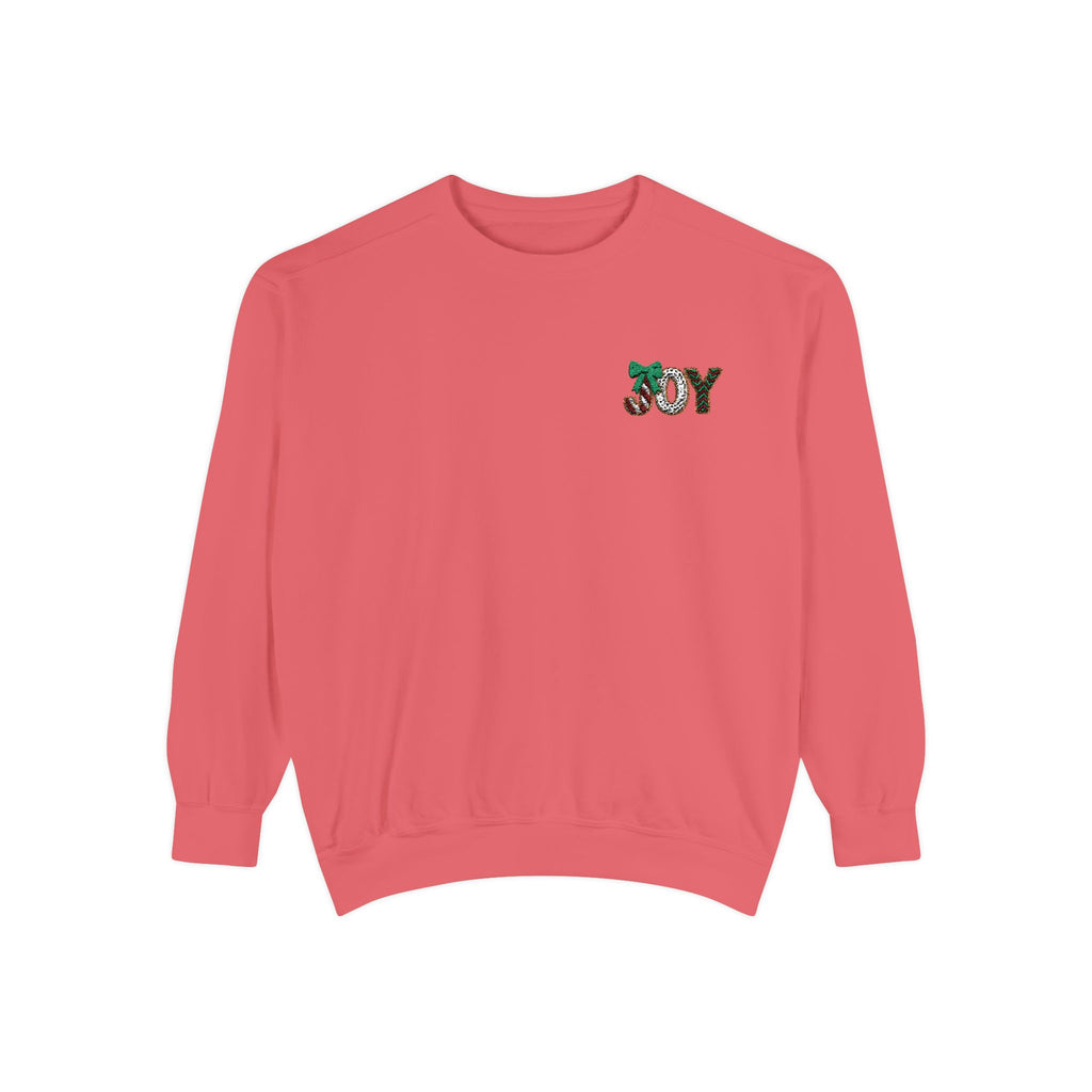 JOY Floral Crewneck Sweatshirt — Holiday Botanical Graphic Christmas T-Shirt & Sweater