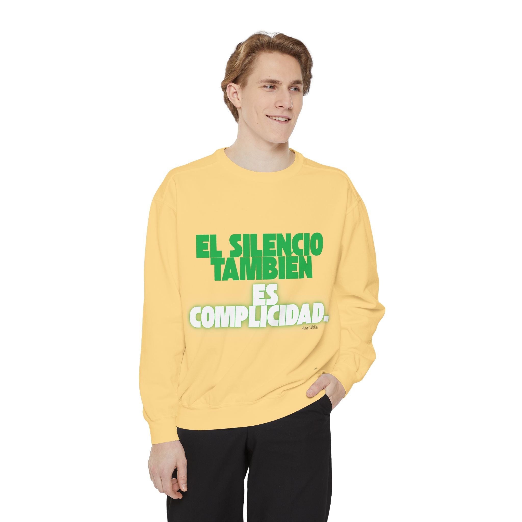 Sweatshirt  "El silencio también es complicidad" Spanish Protest Crewneck