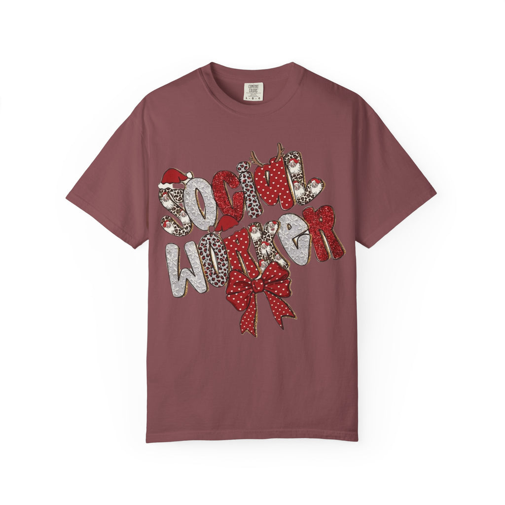Social Worker Christmas T-Shirt  Festive Holiday Graphic Tee