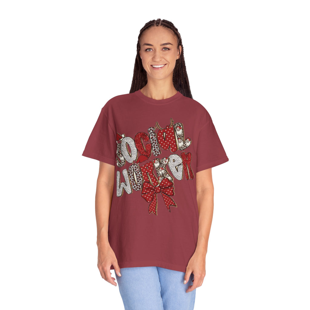 Social Worker Christmas T-Shirt  Festive Holiday Graphic Tee