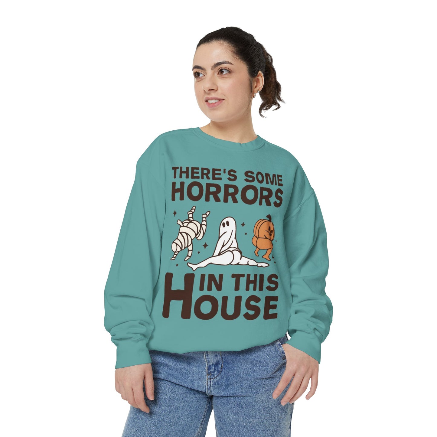 Halloween Themed Unisex Sweatshirt - Fun Ghosts & Mummy Design for Fall, Cozy Casual Wear, Halloween Party, Gift for Friends, Autumn Vibes