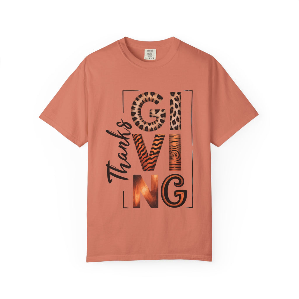 Fall T-Shirts and Sweatshirts Collection Giving Thanks T-Shirt Thanksgiving Graphic Tee with Leopard & Wood Pattern Letters