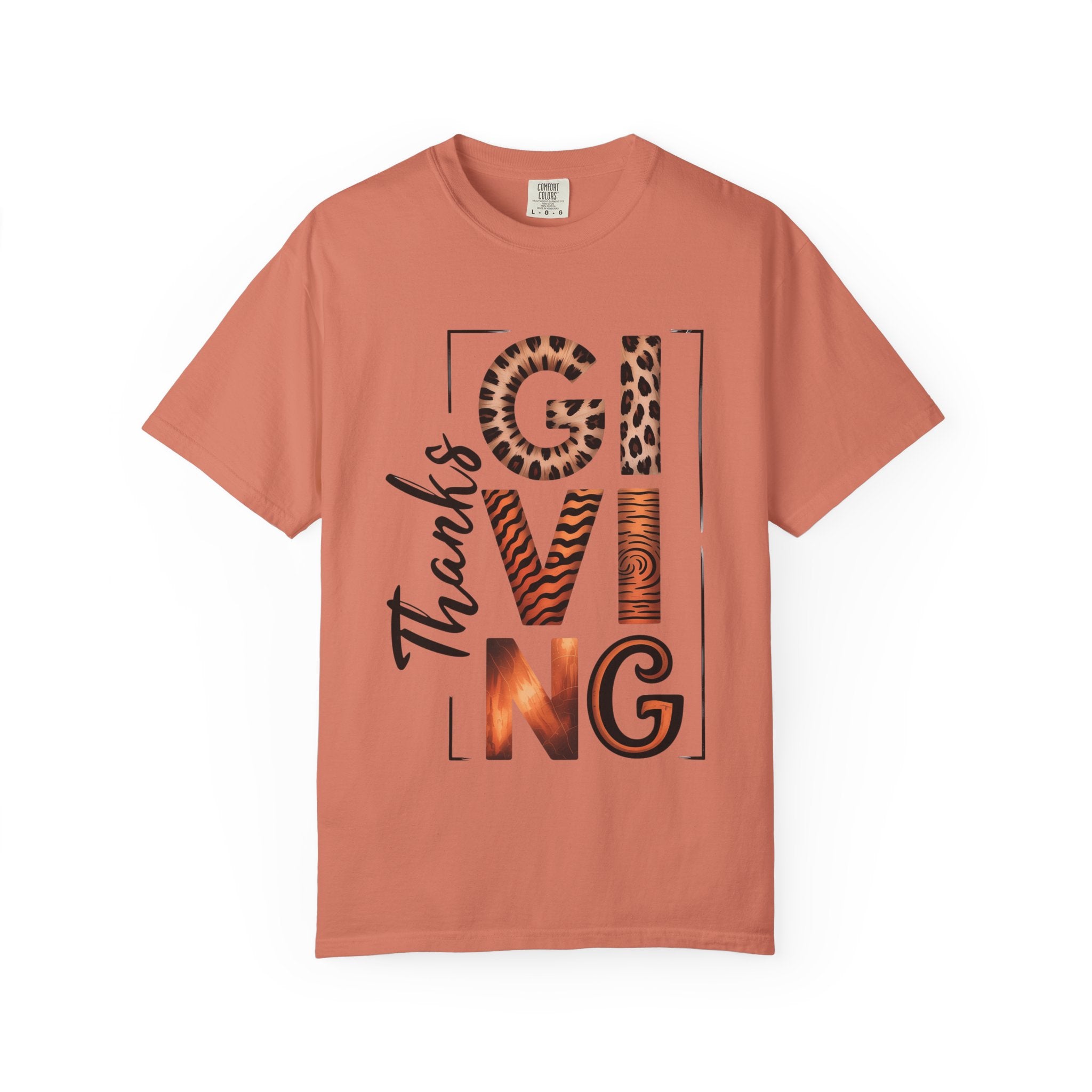 Fall T-Shirts and Sweatshirts Collection Giving Thanks T-Shirt Thanksgiving Graphic Tee with Leopard & Wood Pattern Letters