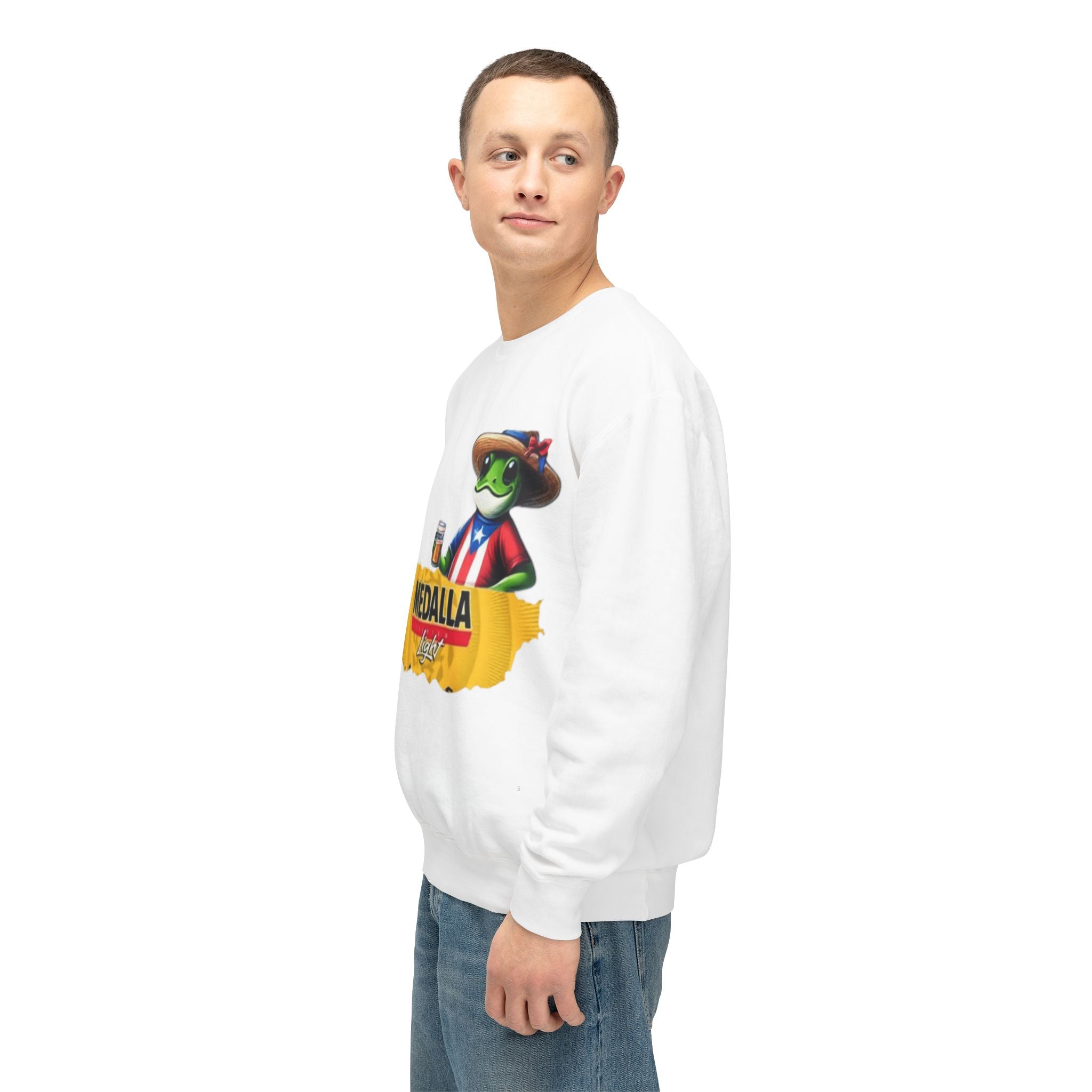 Medalla Light Puerto Rico Sweatshirt Coqui Boricua flag  Beer Pack Graphic Puerto Rico Navidades